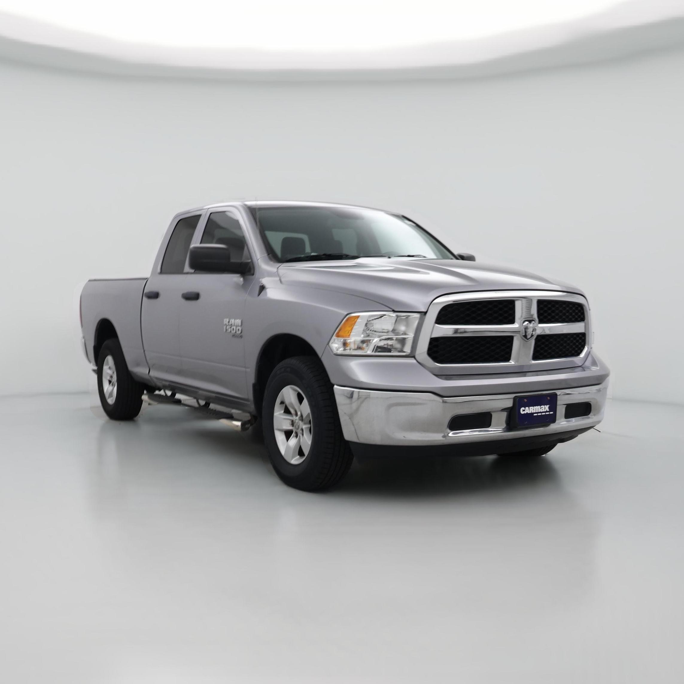Thumbnail: 2019 RAM 1500 Classic - 1
