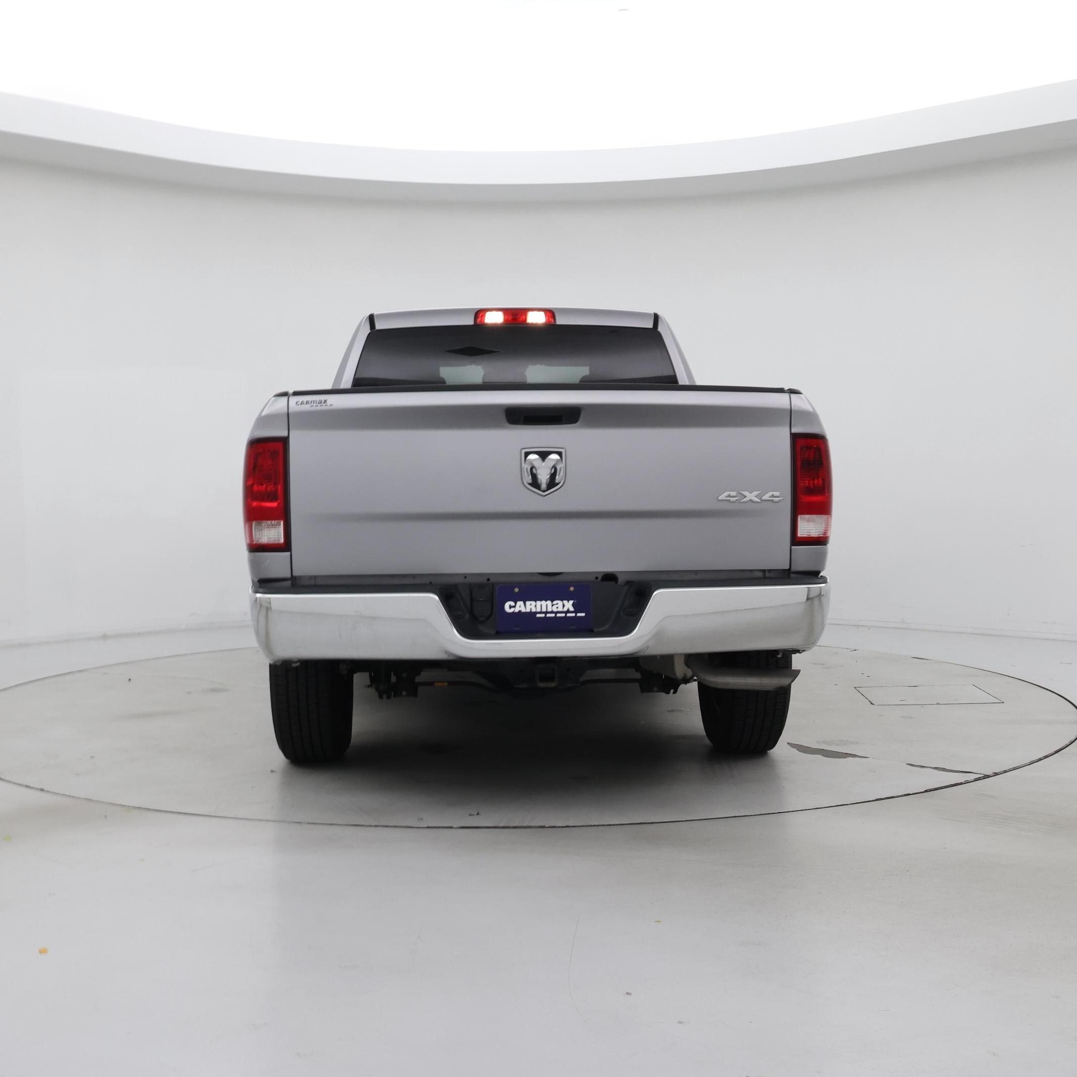 Thumbnail: 2019 RAM 1500 Classic - 6