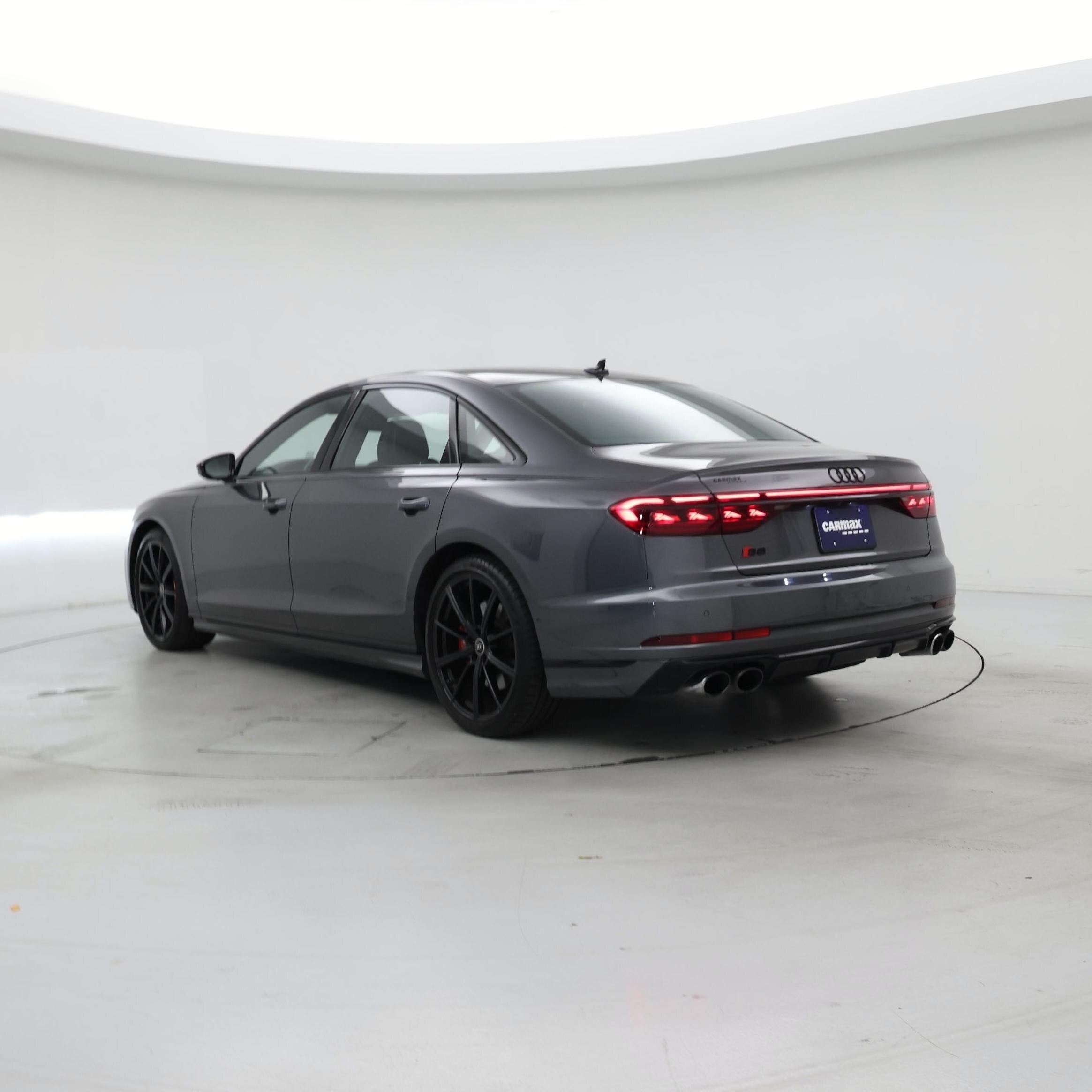 Thumbnail: 2022 Audi S8 - 2