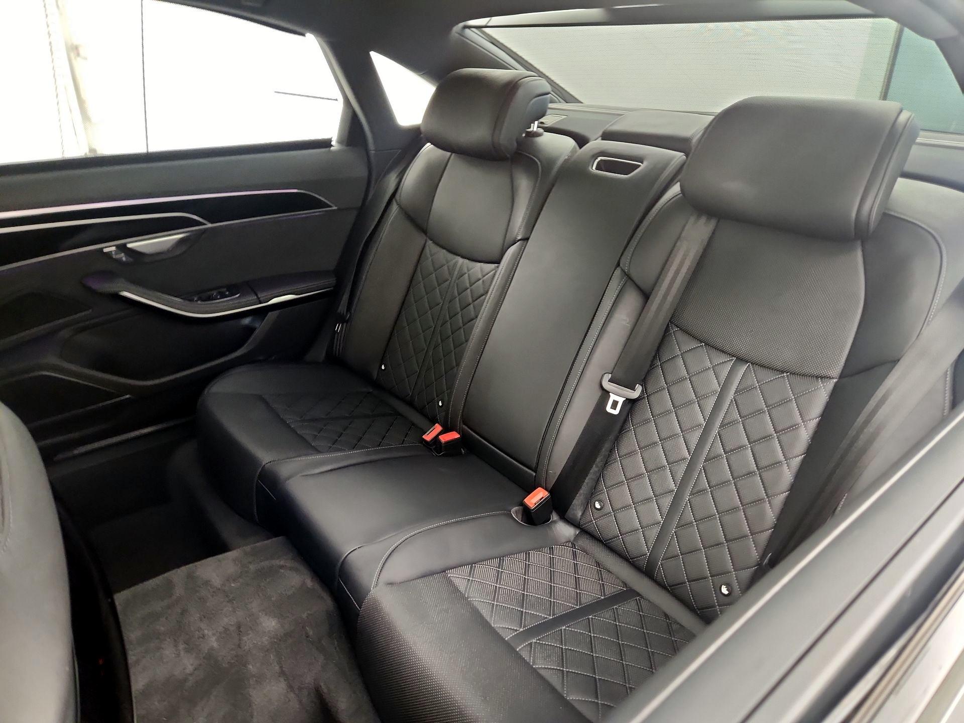 Thumbnail: 2022 Audi S8 - 19