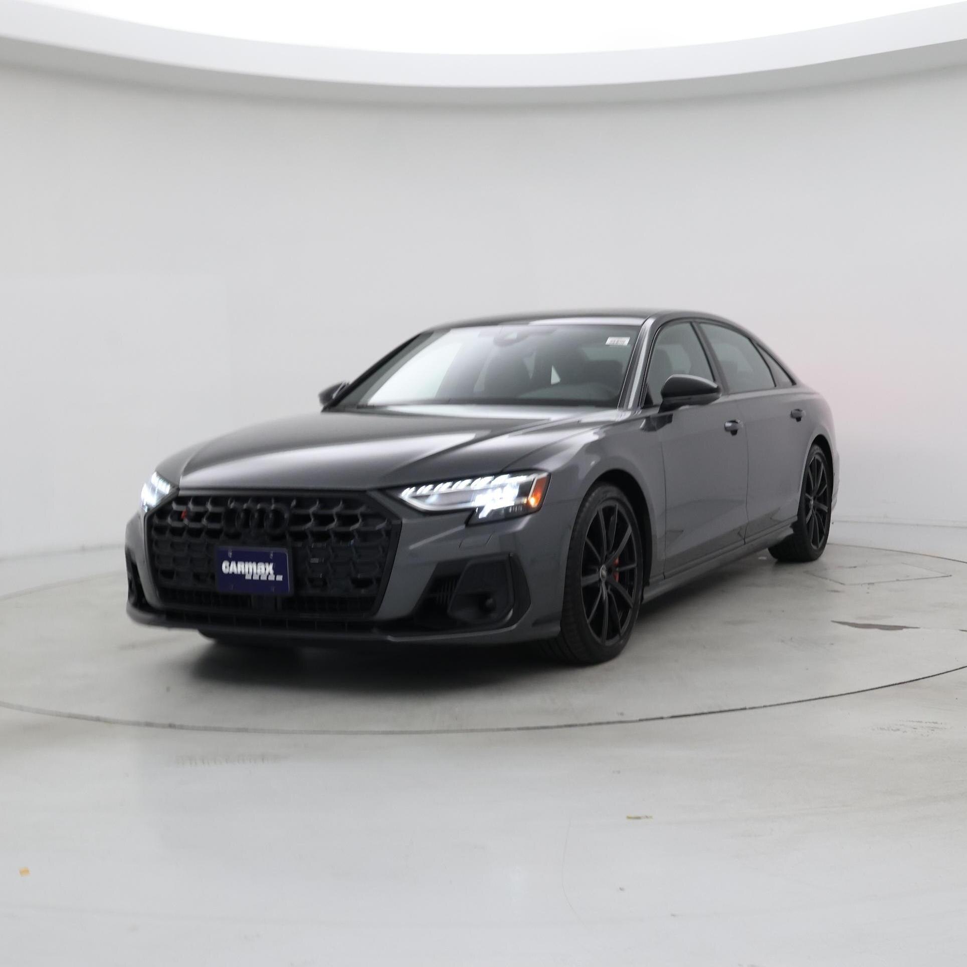 Thumbnail: 2022 Audi S8 - 4