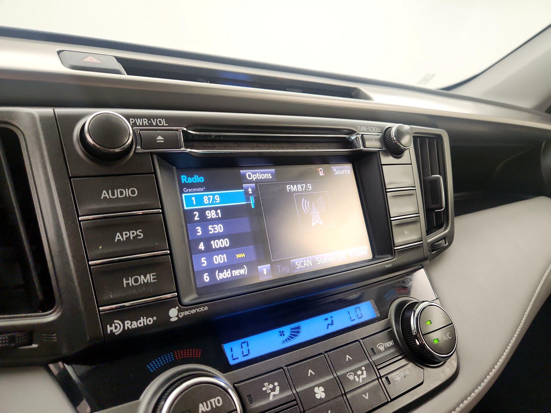 Thumbnail: 2015 Toyota RAV4 - 15