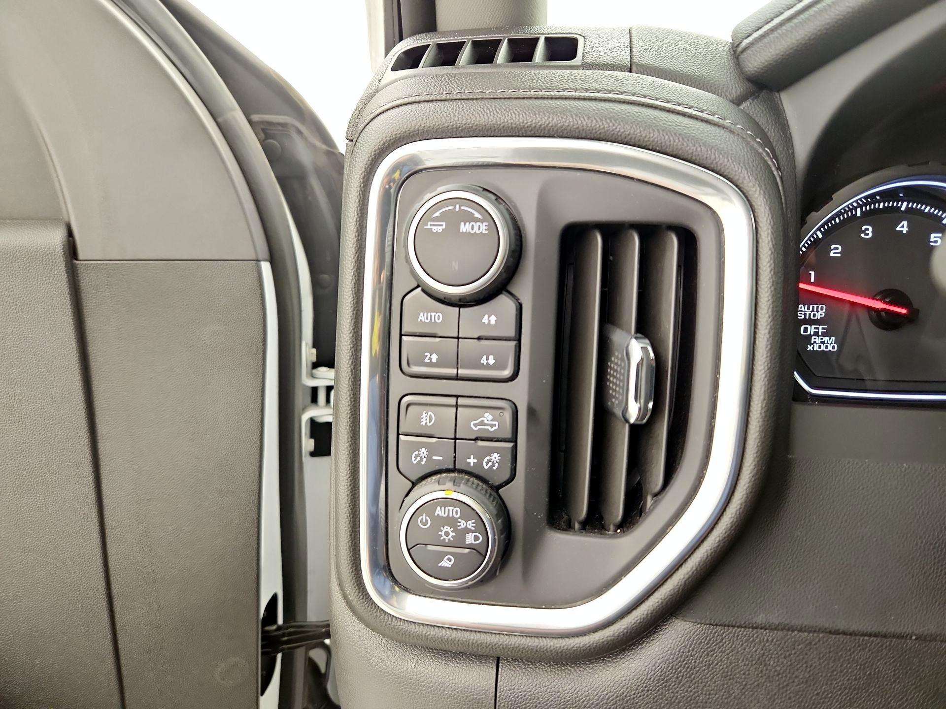 Thumbnail: 2022 Chevrolet Silverado 1500 - 13