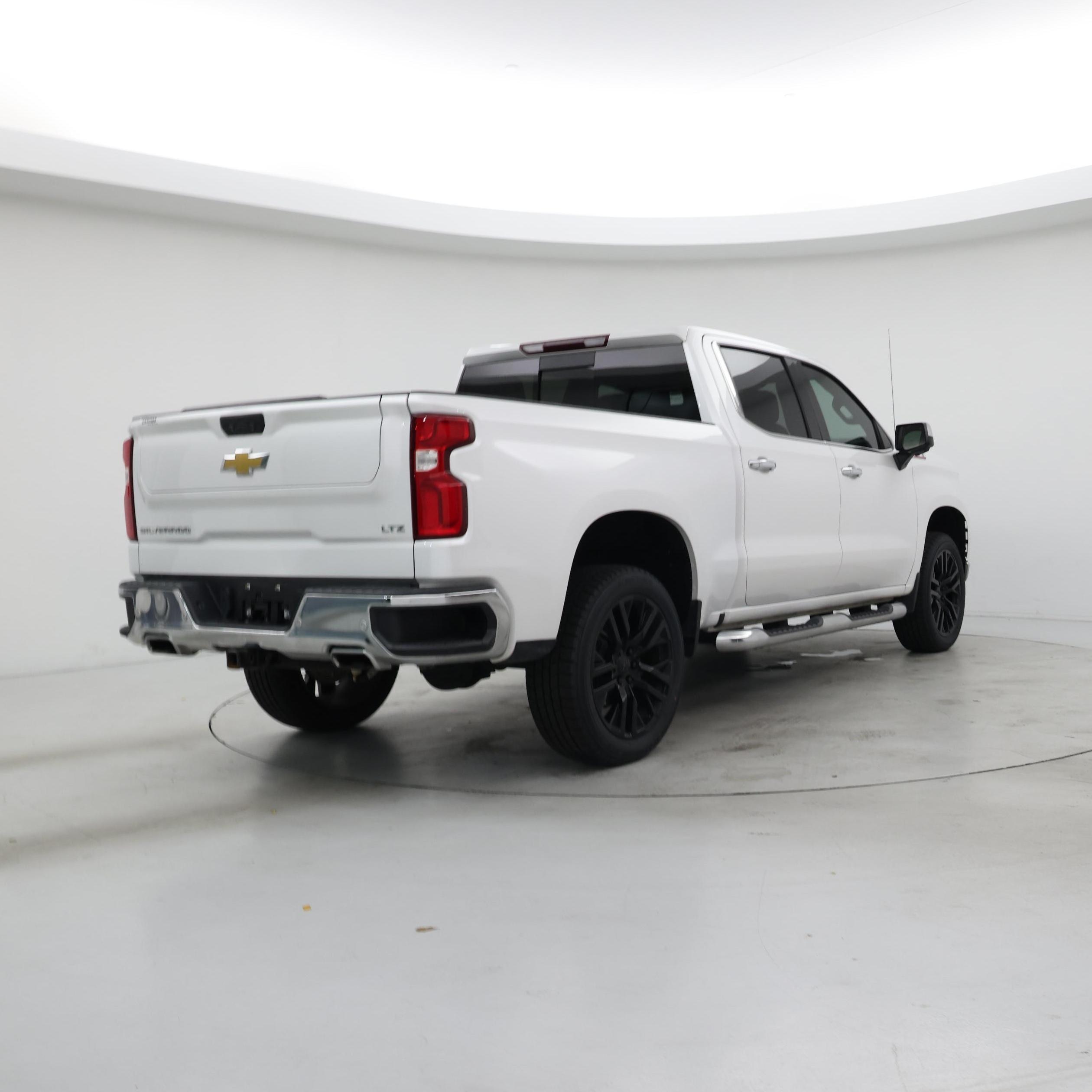 Thumbnail: 2022 Chevrolet Silverado 1500 - 8