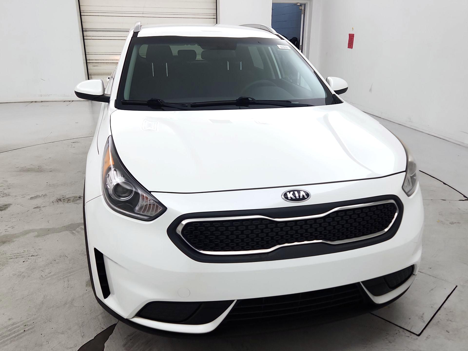 Thumbnail: 2018 Kia Niro - 2