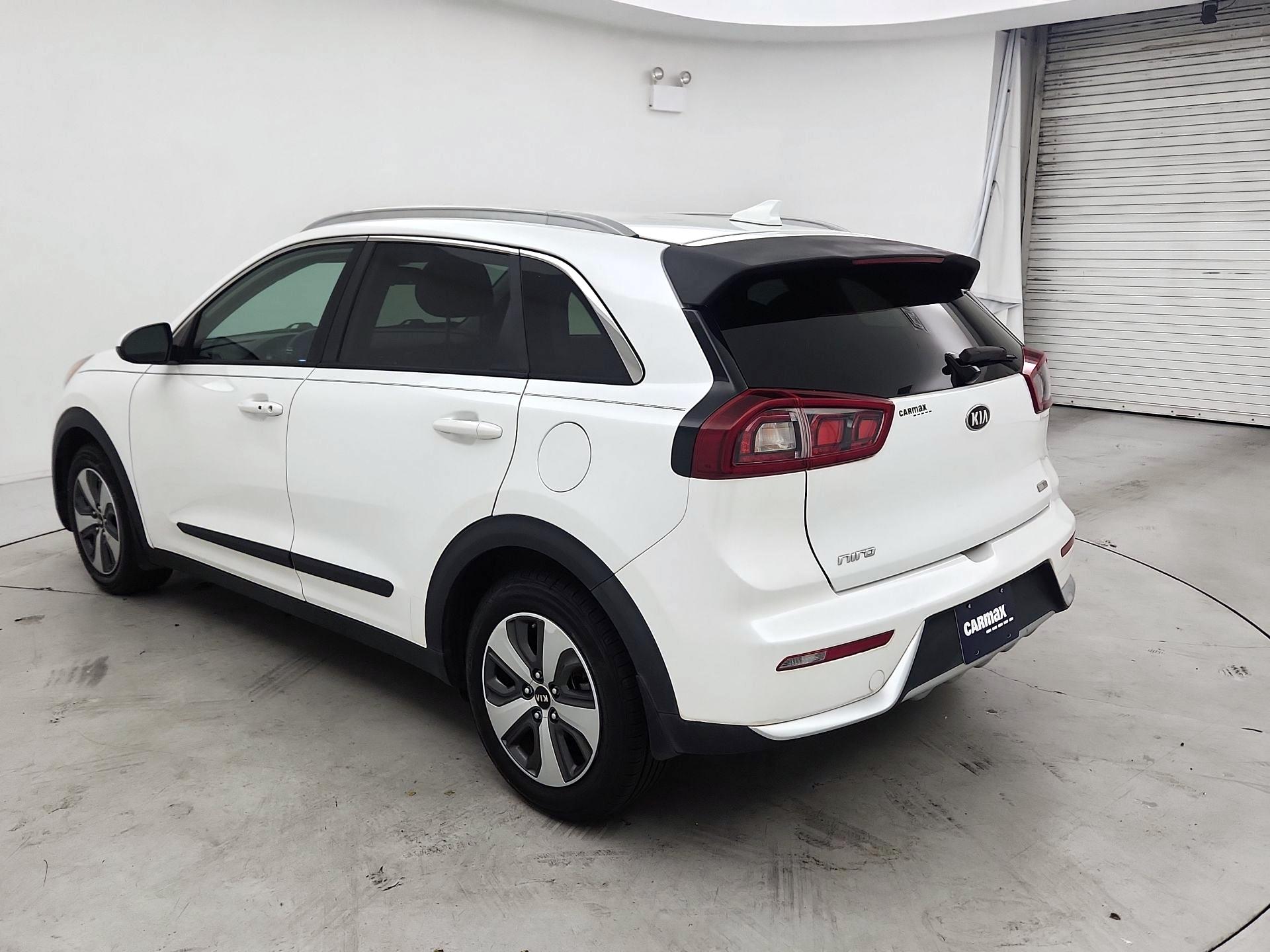 Thumbnail: 2018 Kia Niro - 7