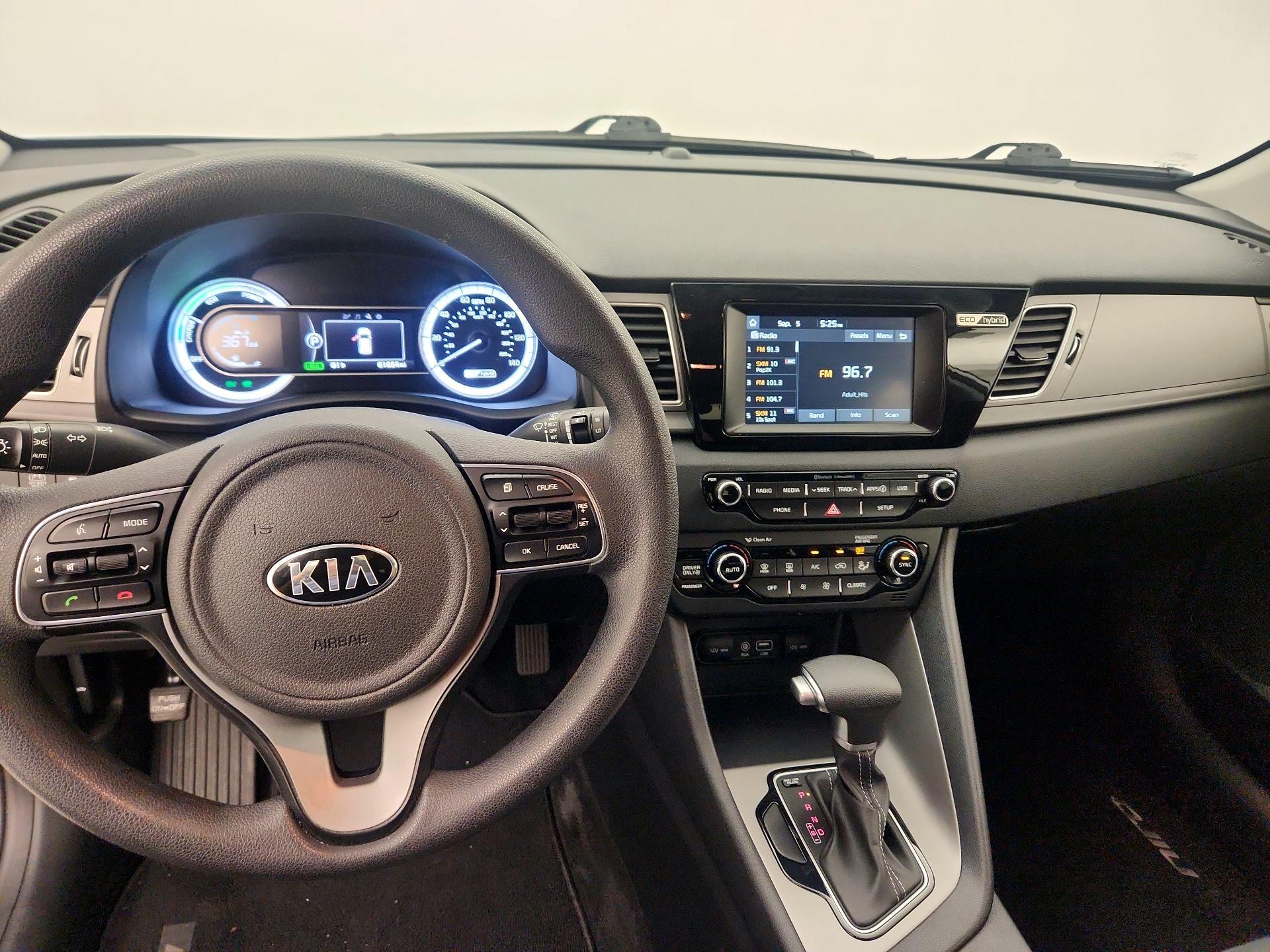 Thumbnail: 2018 Kia Niro - 8
