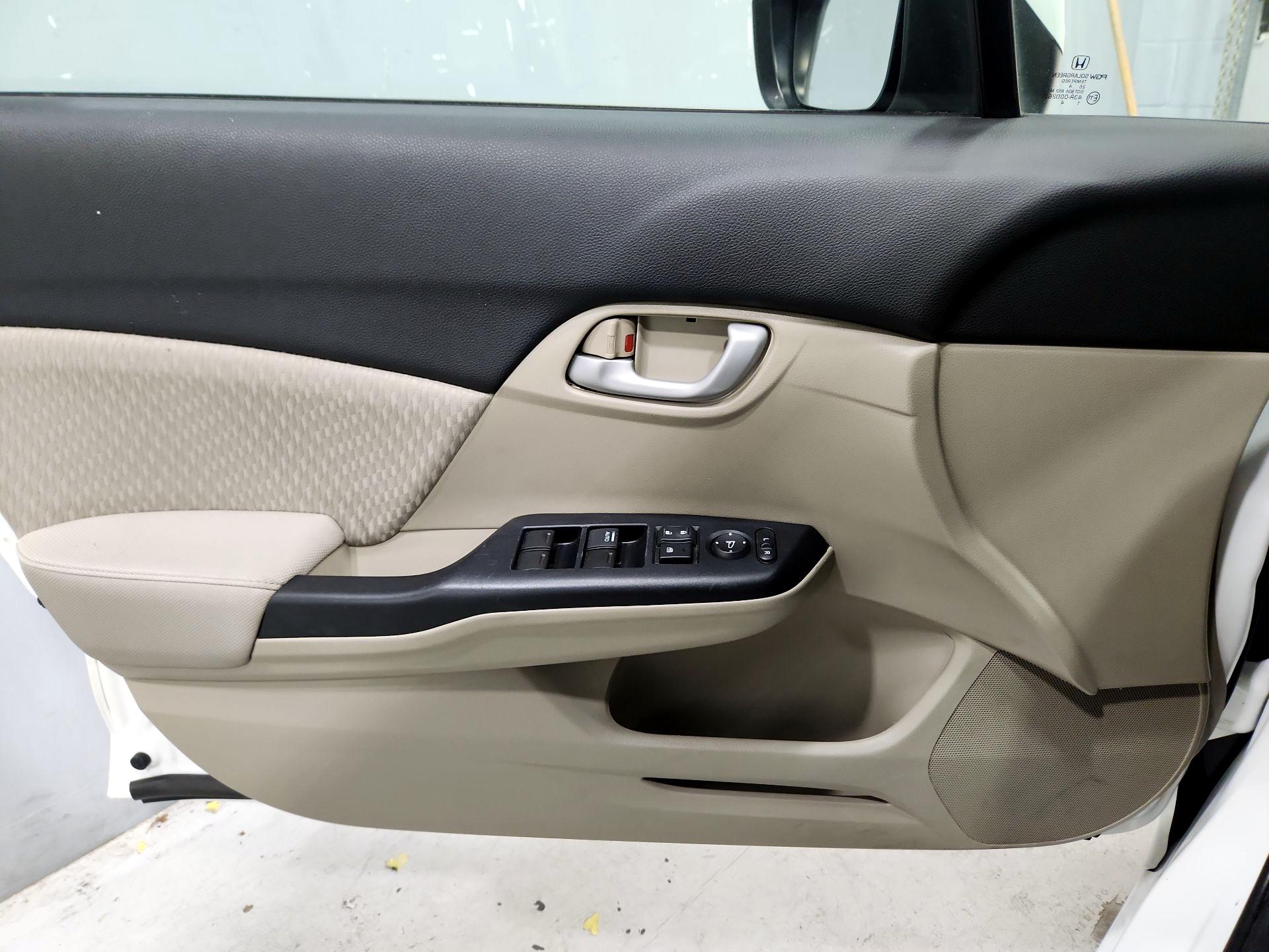 Thumbnail: 2014 Honda Civic - 12