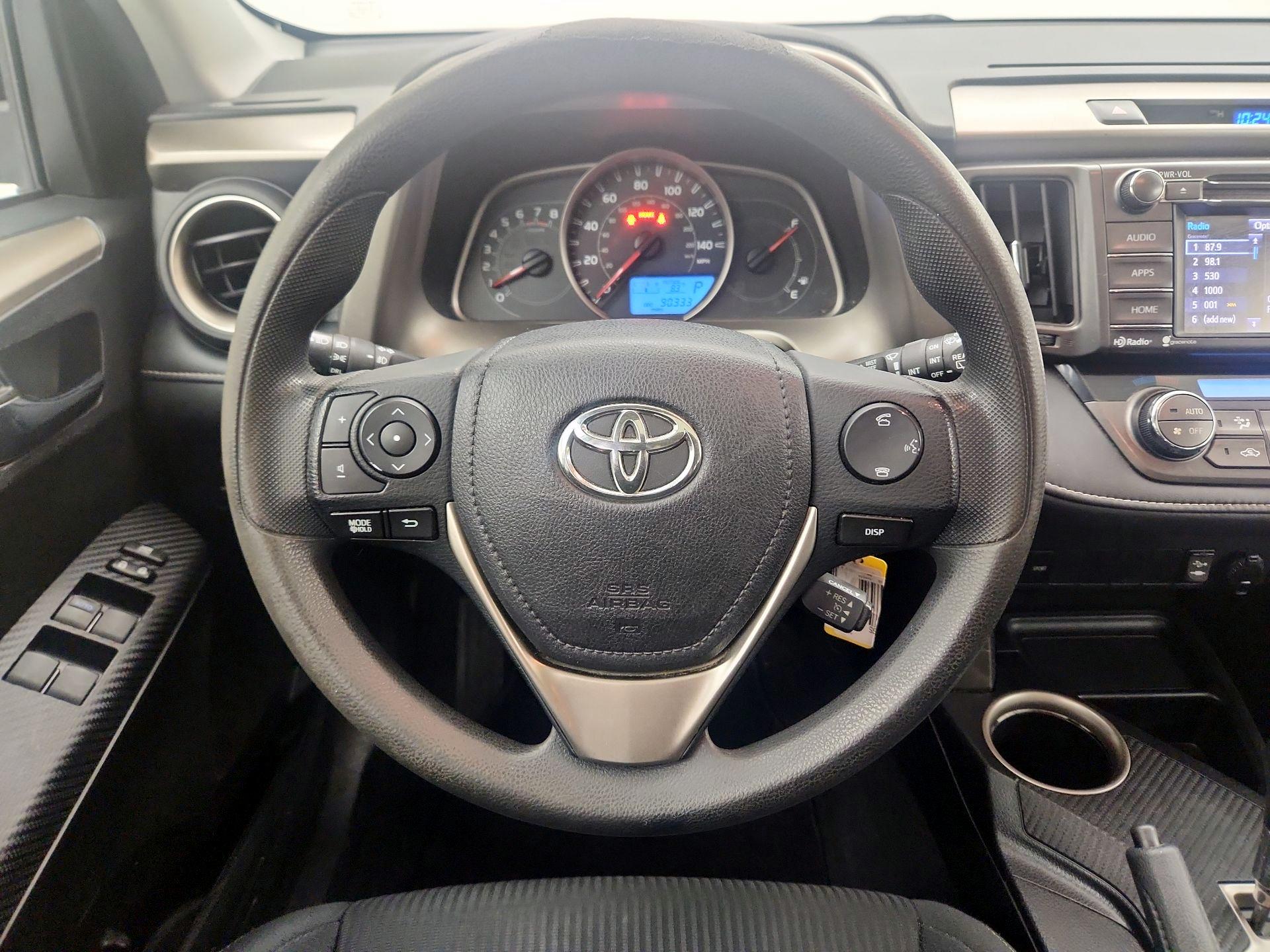 Thumbnail: 2015 Toyota RAV4 - 10