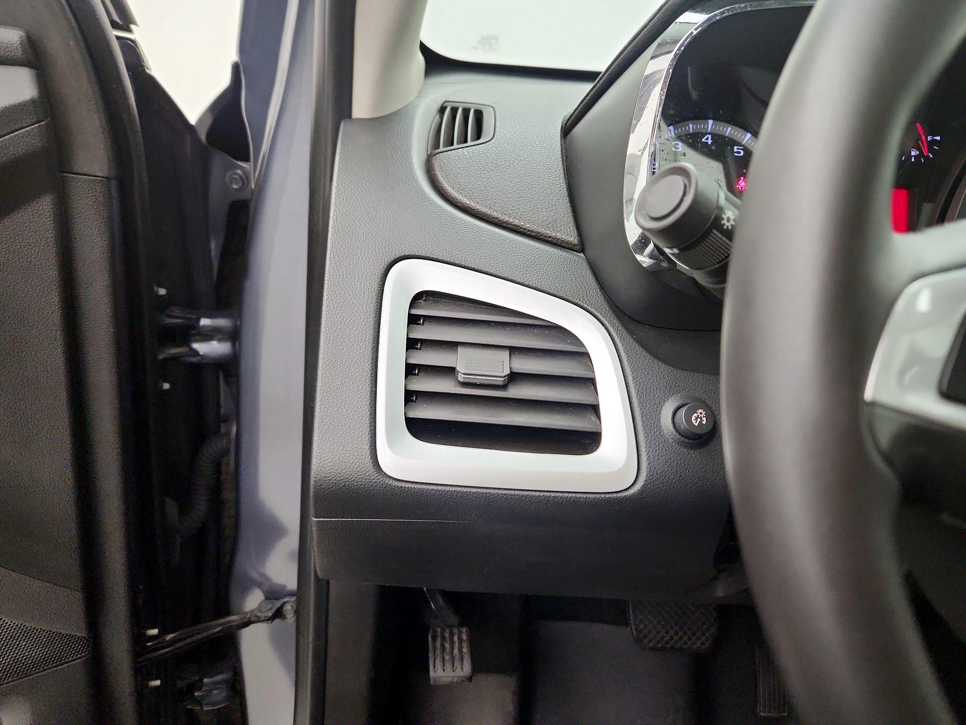 Thumbnail: 2014 GMC Terrain - 13