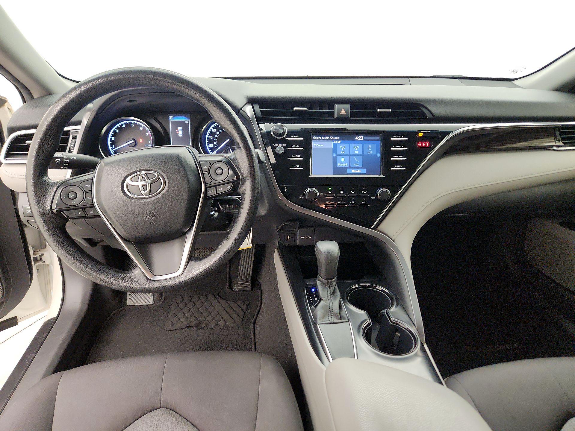 Thumbnail: 2018 Toyota Camry - 9
