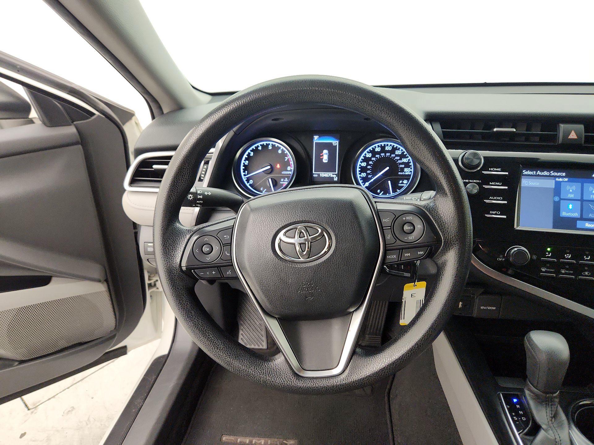 Thumbnail: 2018 Toyota Camry - 10