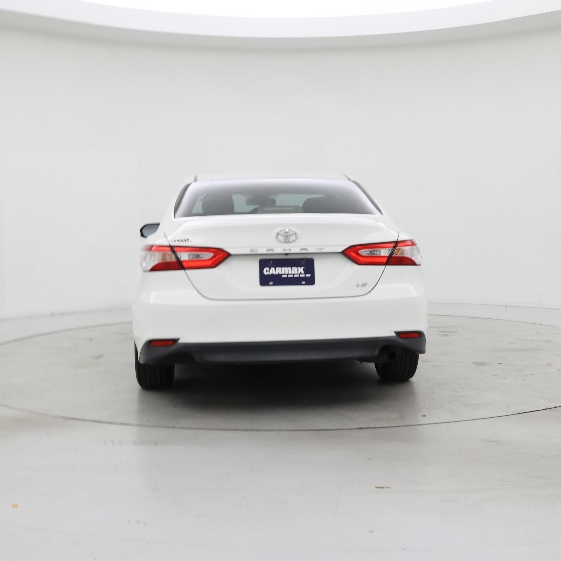 Thumbnail: 2018 Toyota Camry - 6