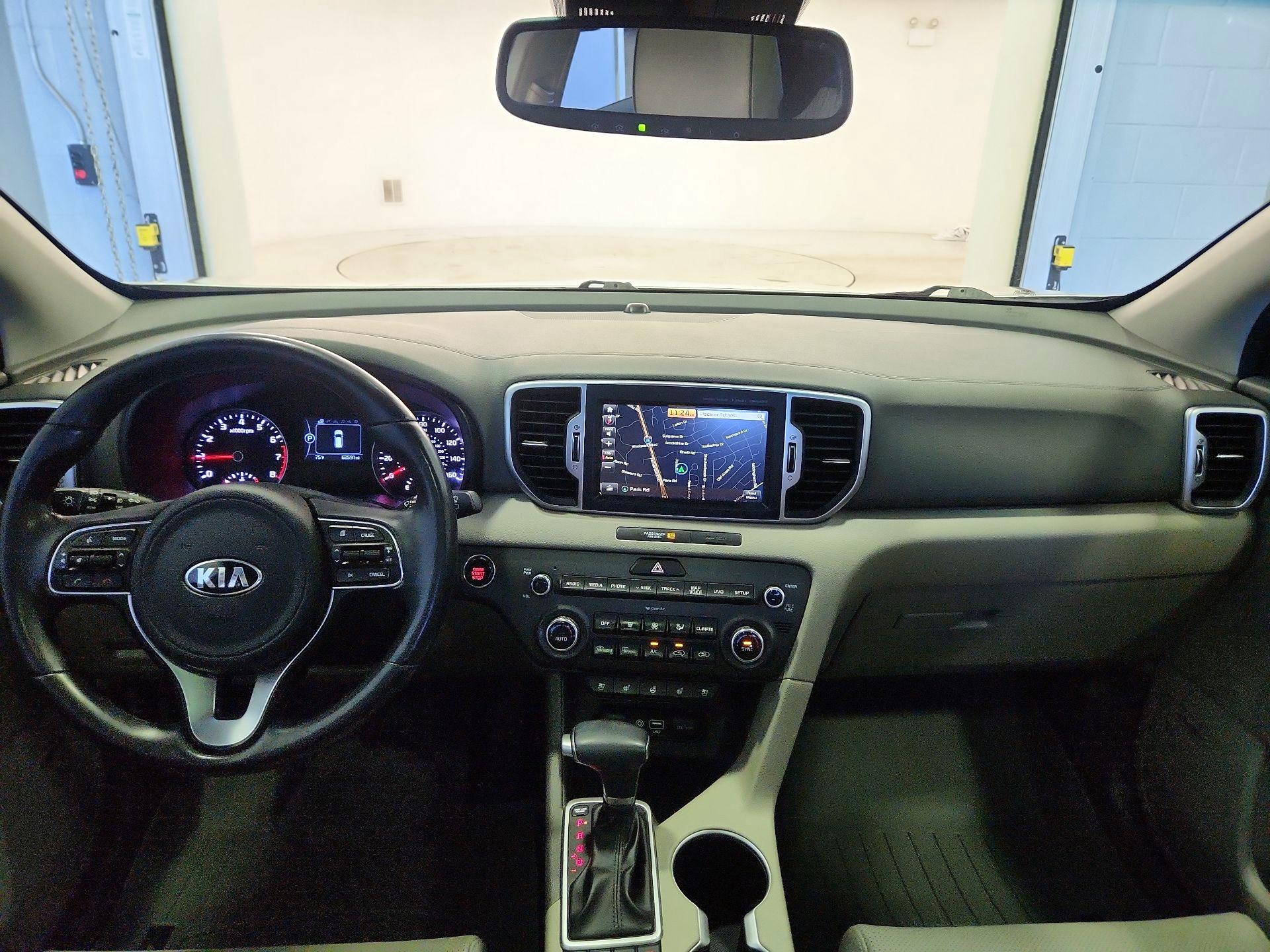 Thumbnail: 2017 Kia Sportage - 9