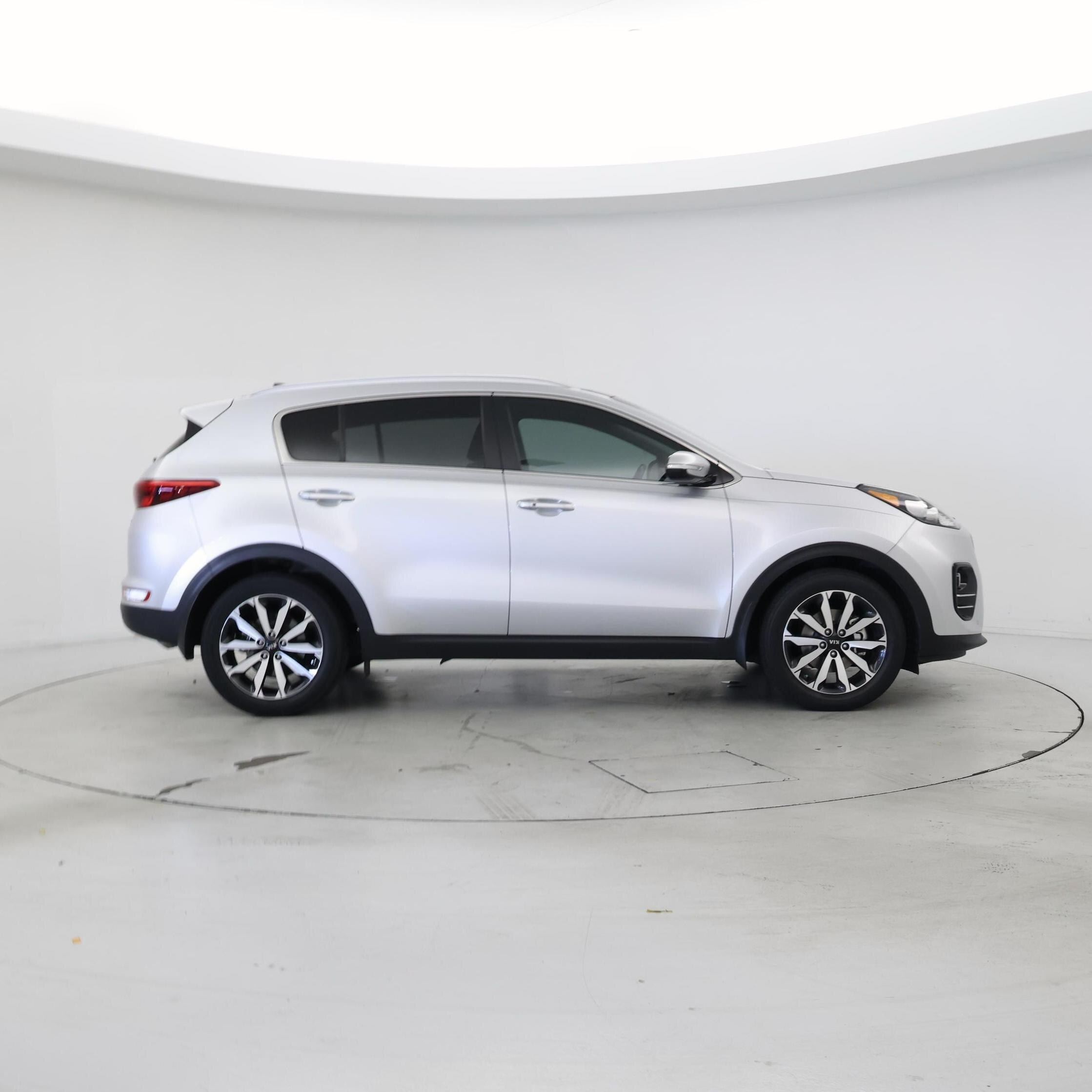 Thumbnail: 2017 Kia Sportage - 7