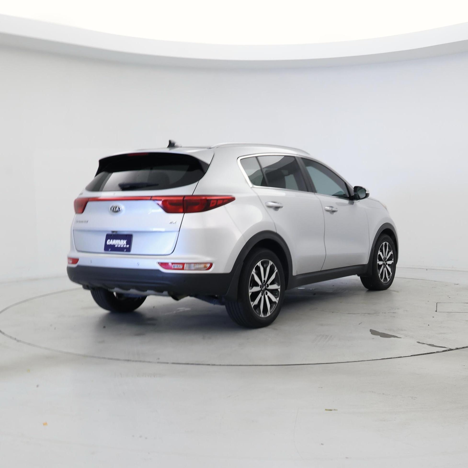 Thumbnail: 2017 Kia Sportage - 8