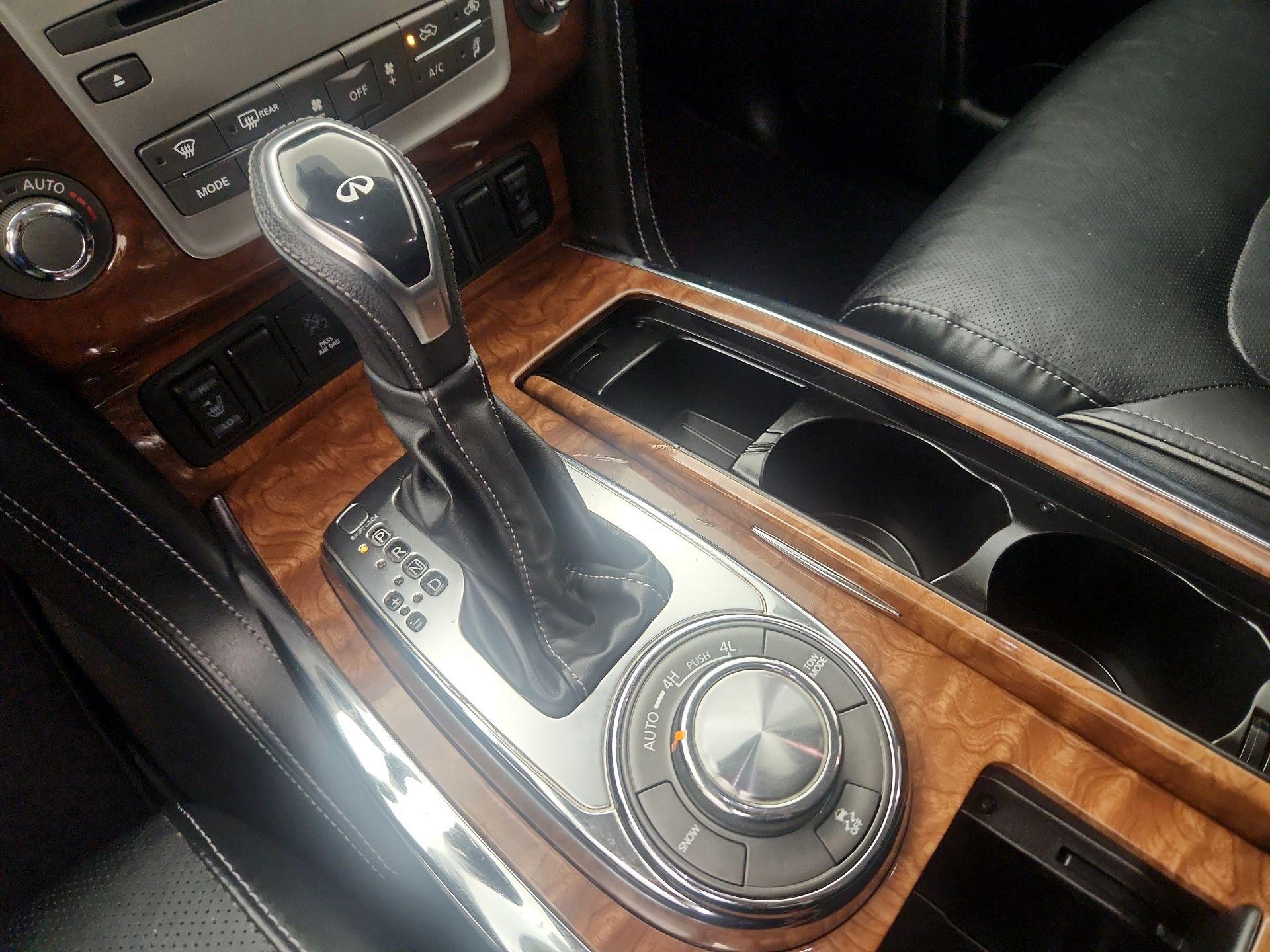 Thumbnail: 2019 INFINITI QX80 - 18