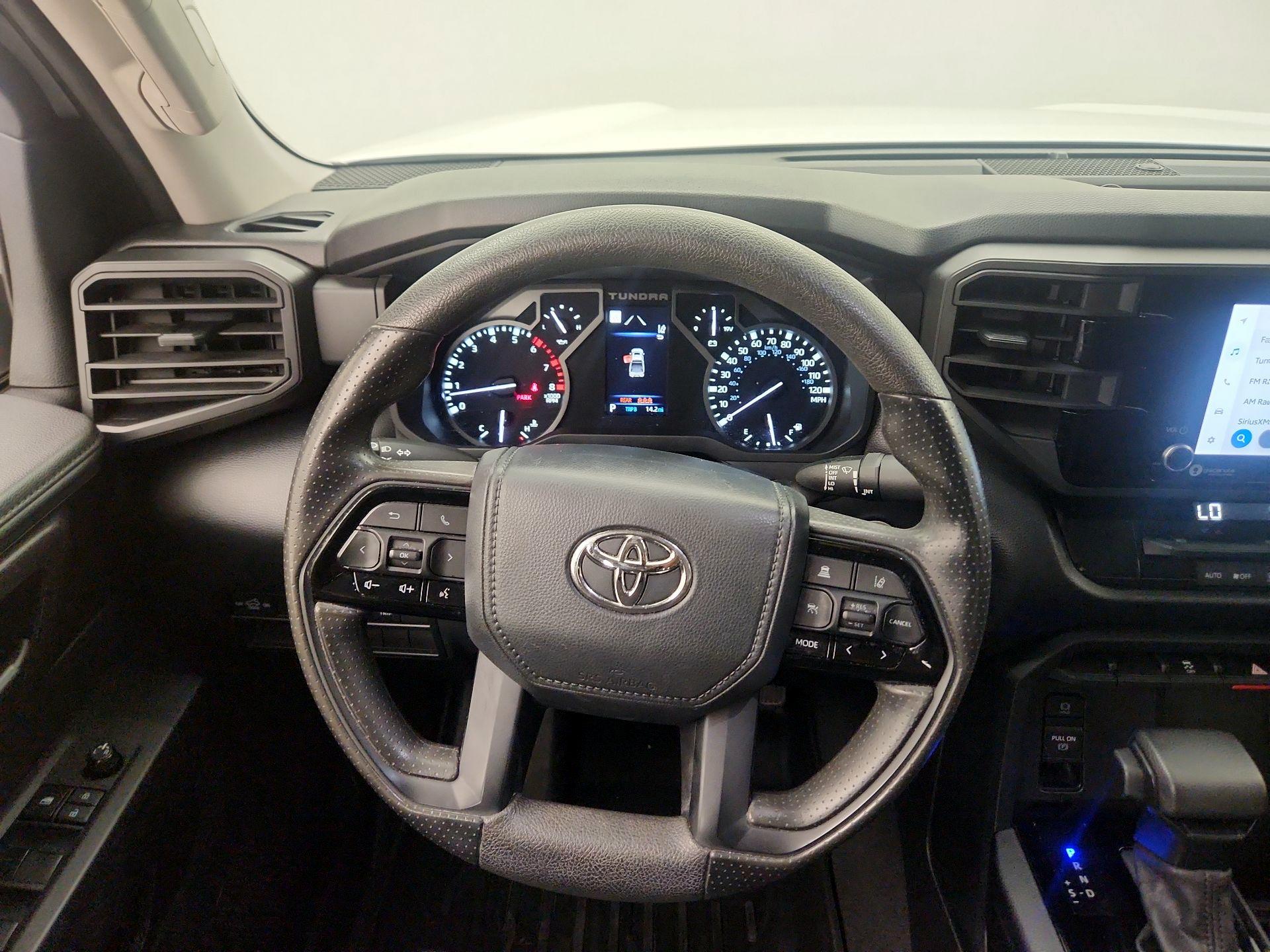 Thumbnail: 2022 Toyota Tundra - 10