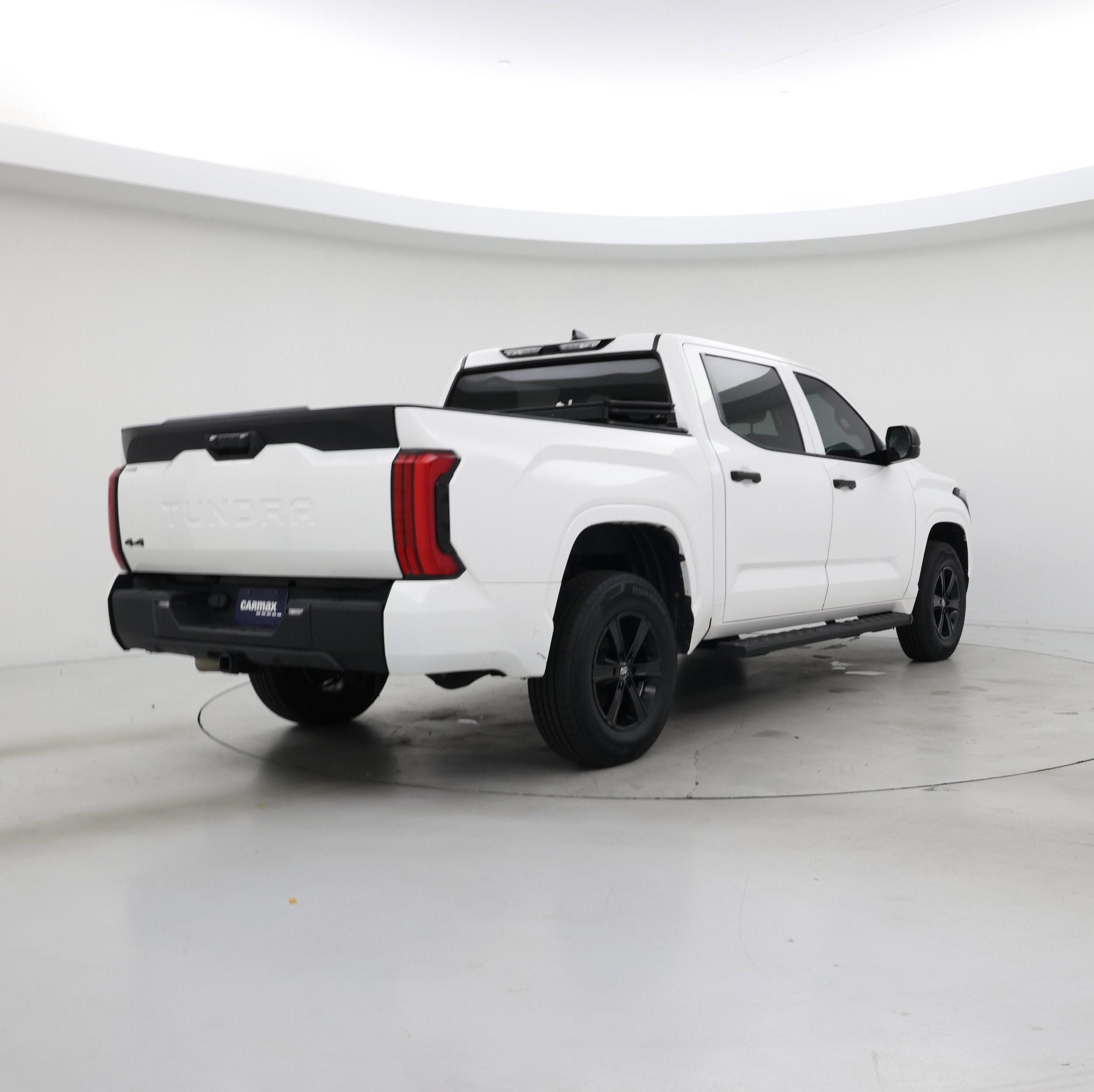 Thumbnail: 2022 Toyota Tundra - 8