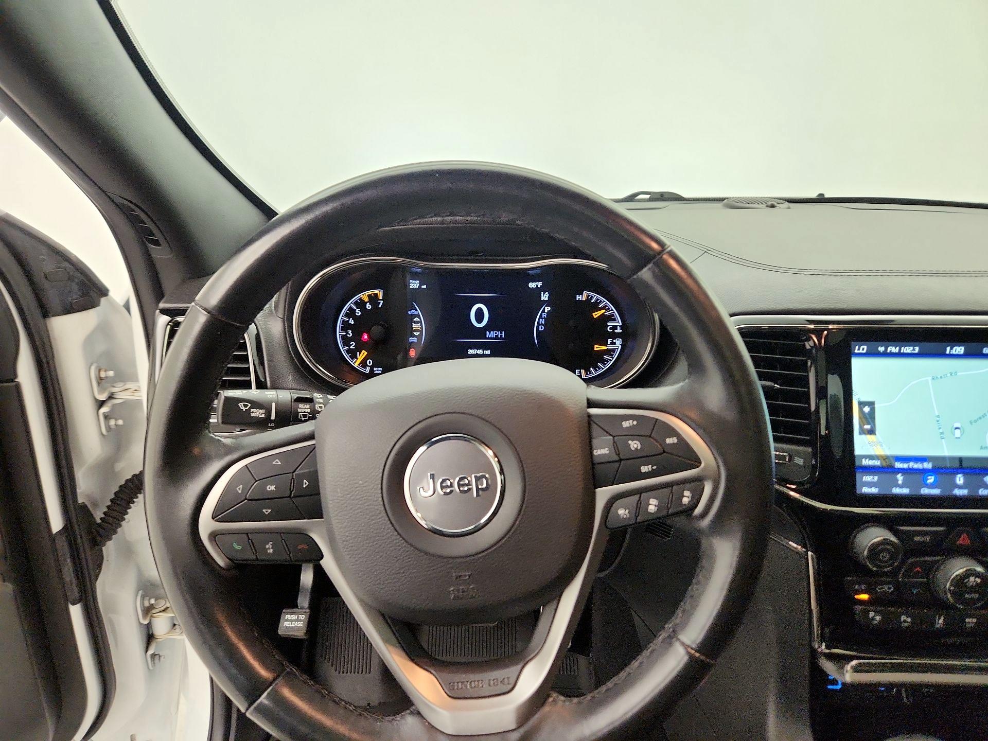 Thumbnail: 2019 Jeep Grand Cherokee - 10