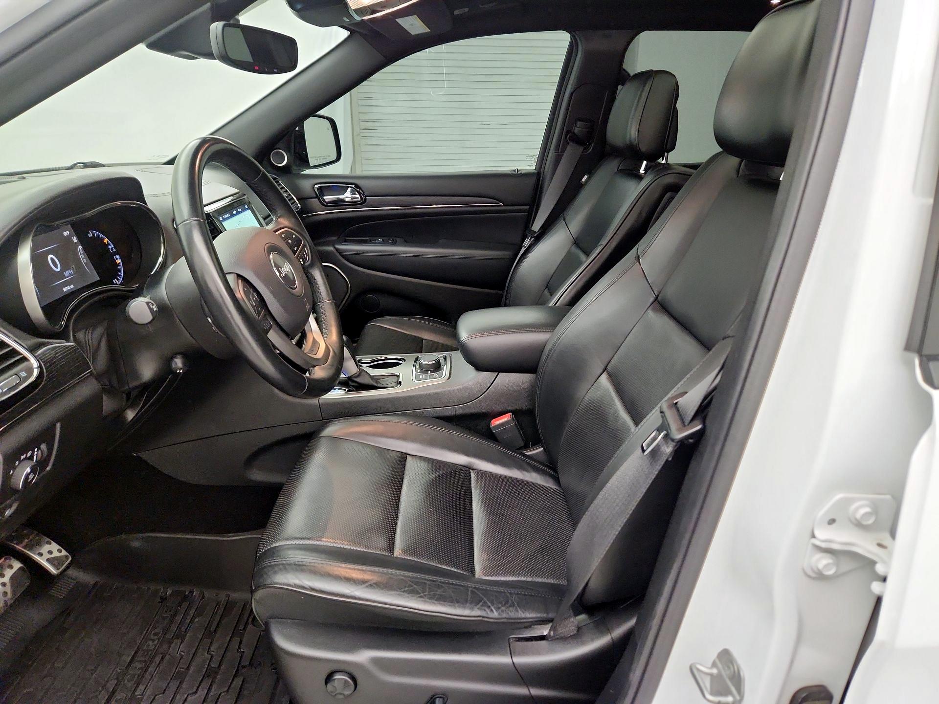 Thumbnail: 2019 Jeep Grand Cherokee - 11