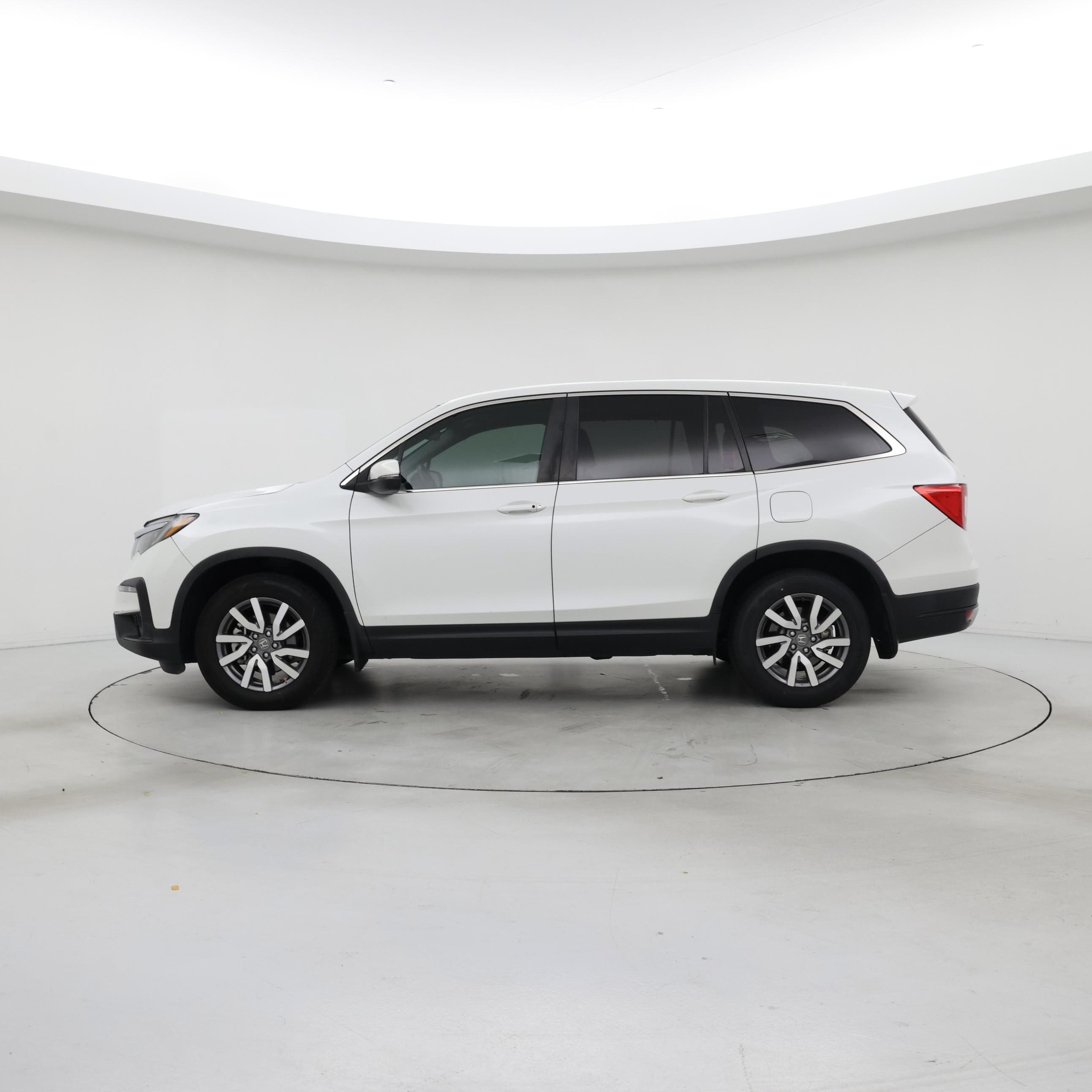 Thumbnail: 2020 Honda Pilot - 3