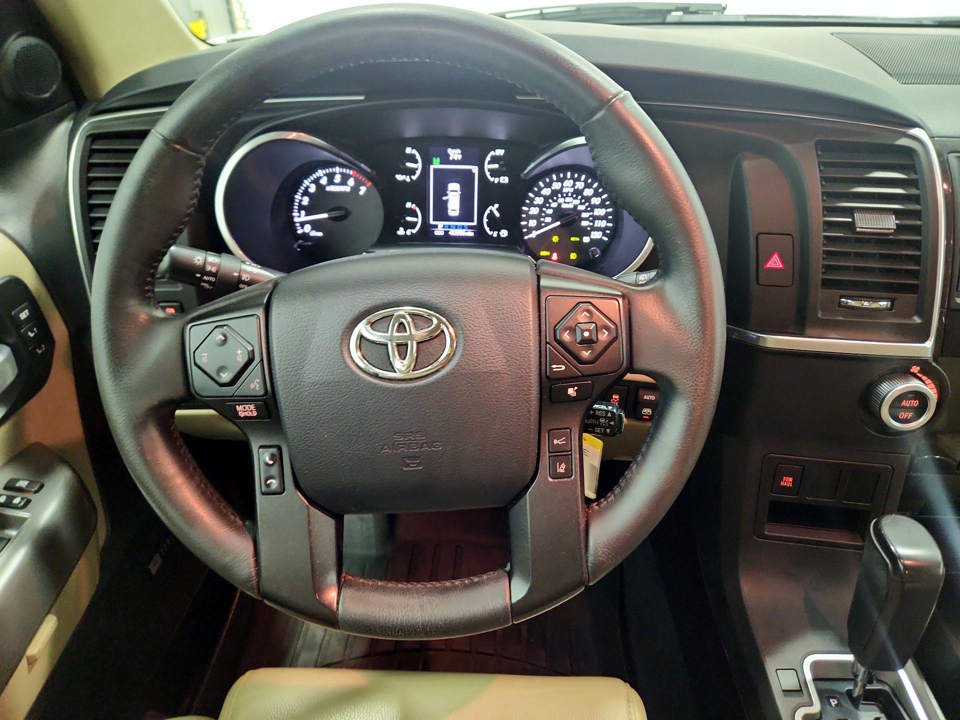 Thumbnail: 2018 Toyota Sequoia - 10