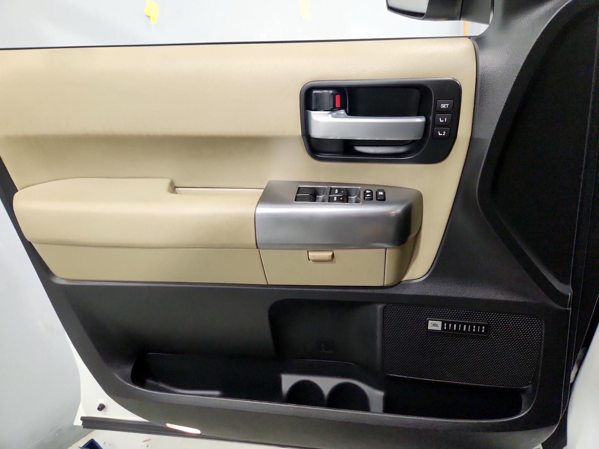 Thumbnail: 2018 Toyota Sequoia - 12