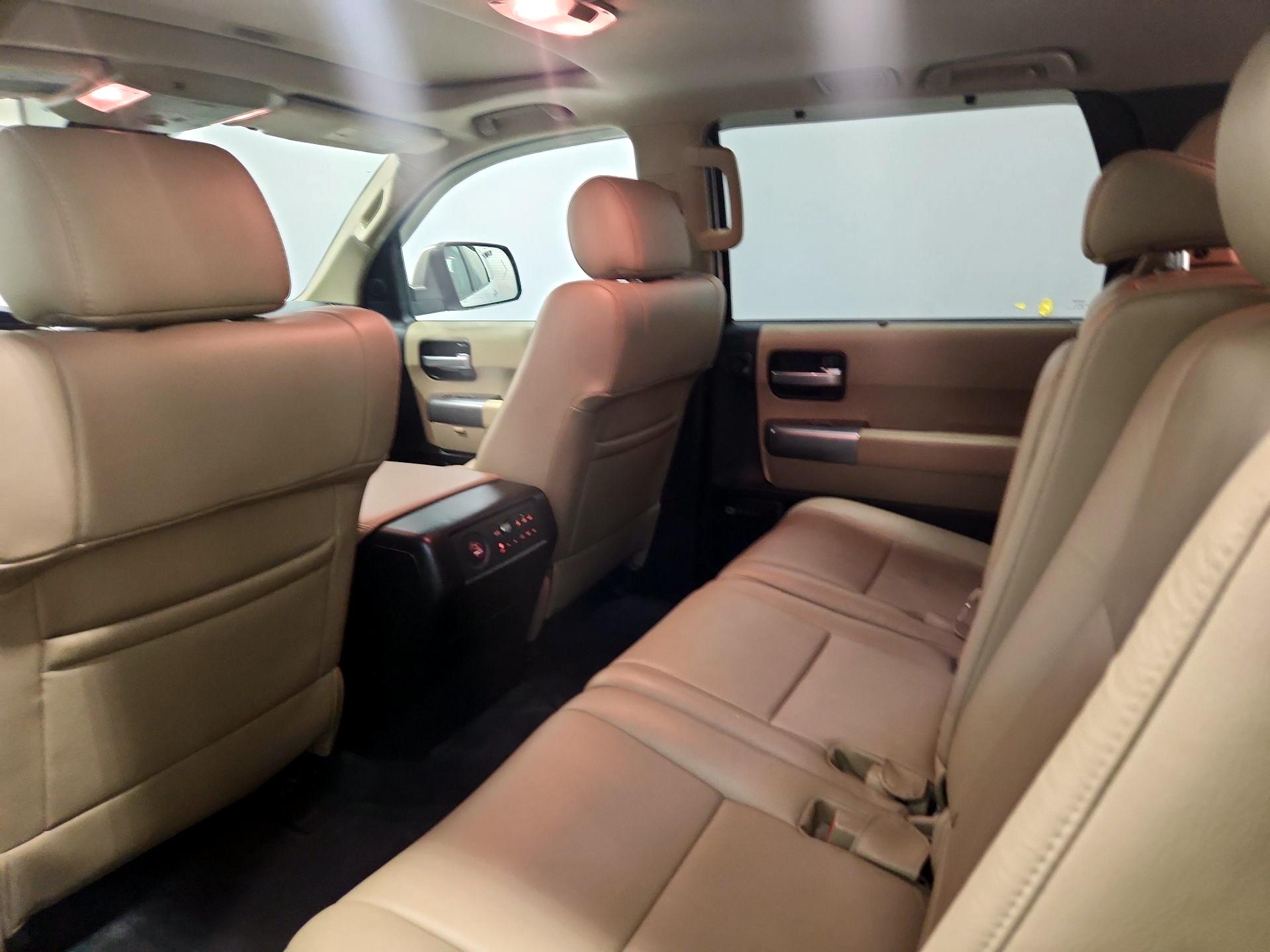 Thumbnail: 2018 Toyota Sequoia - 19