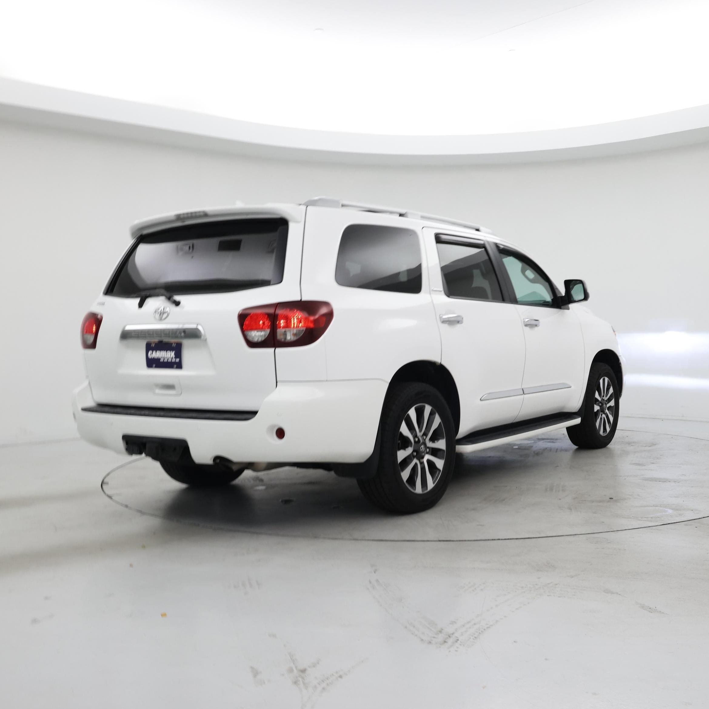Thumbnail: 2018 Toyota Sequoia - 8