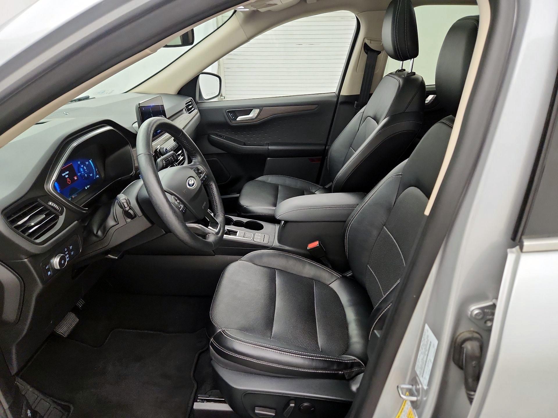 Thumbnail: 2020 Ford Escape - 11