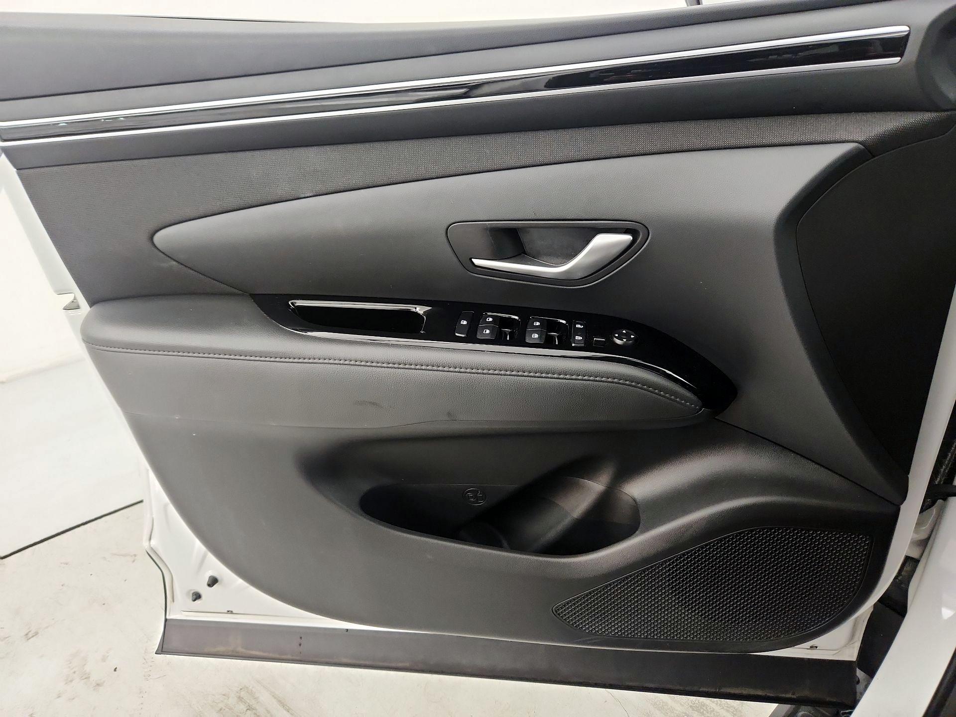 Thumbnail: 2023 Hyundai Tucson - 12