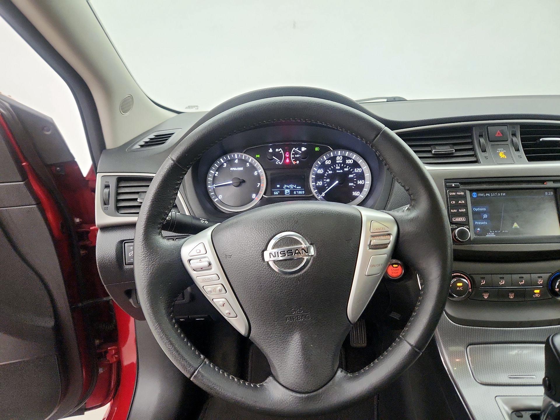 Thumbnail: 2014 Nissan Sentra - 10