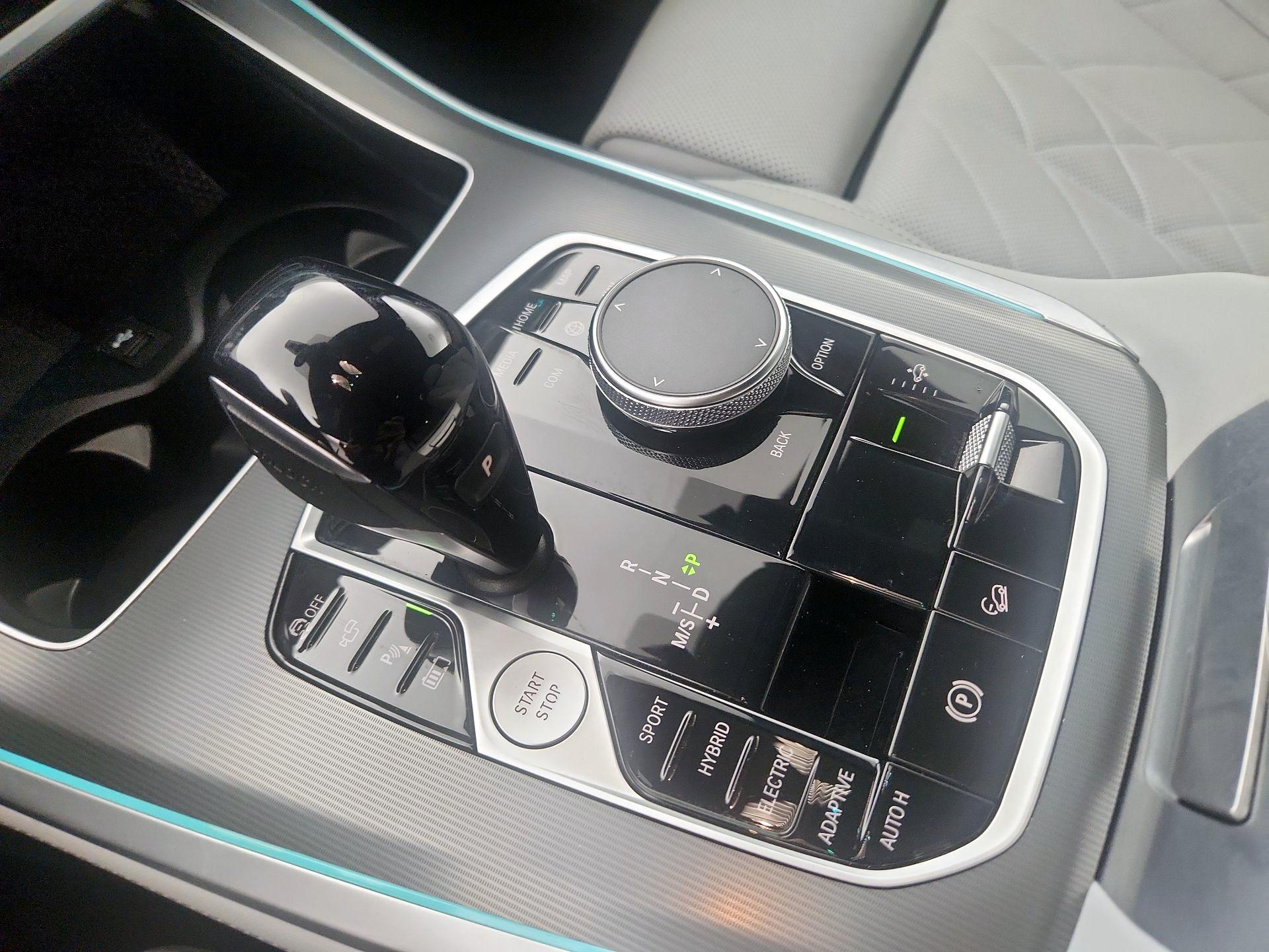 Thumbnail: 2023 BMW X5 - 18