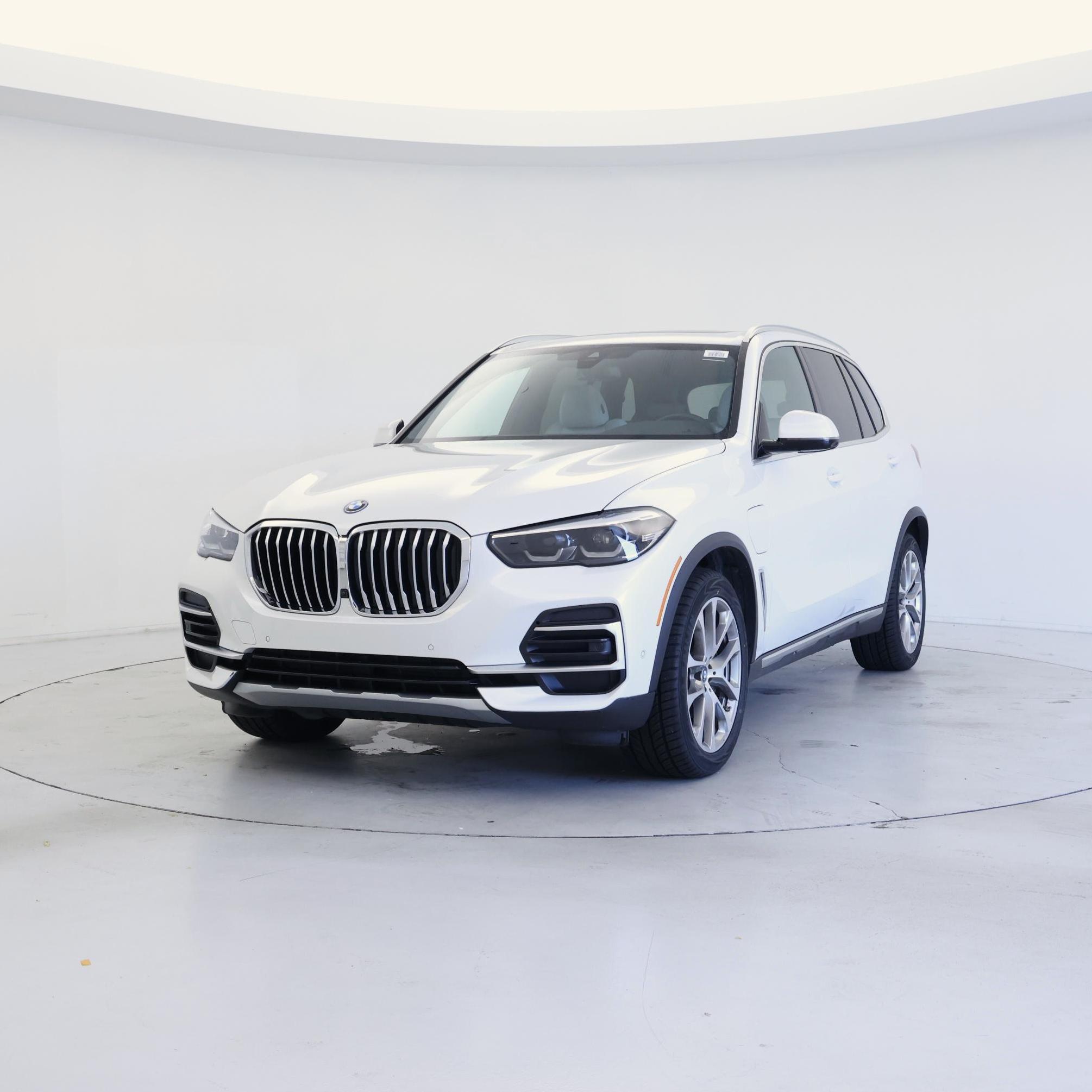 Thumbnail: 2023 BMW X5 - 4