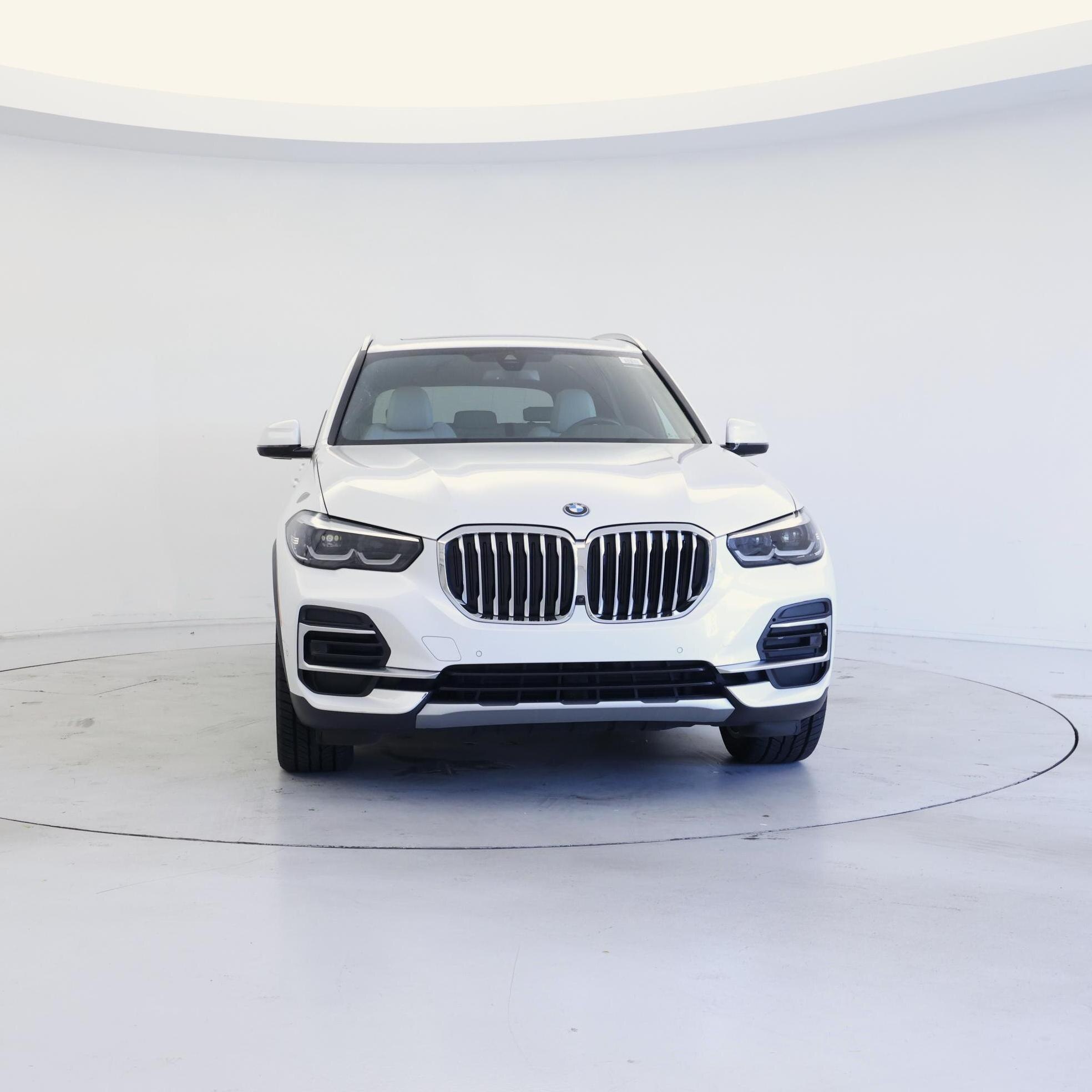 Thumbnail: 2023 BMW X5 - 5