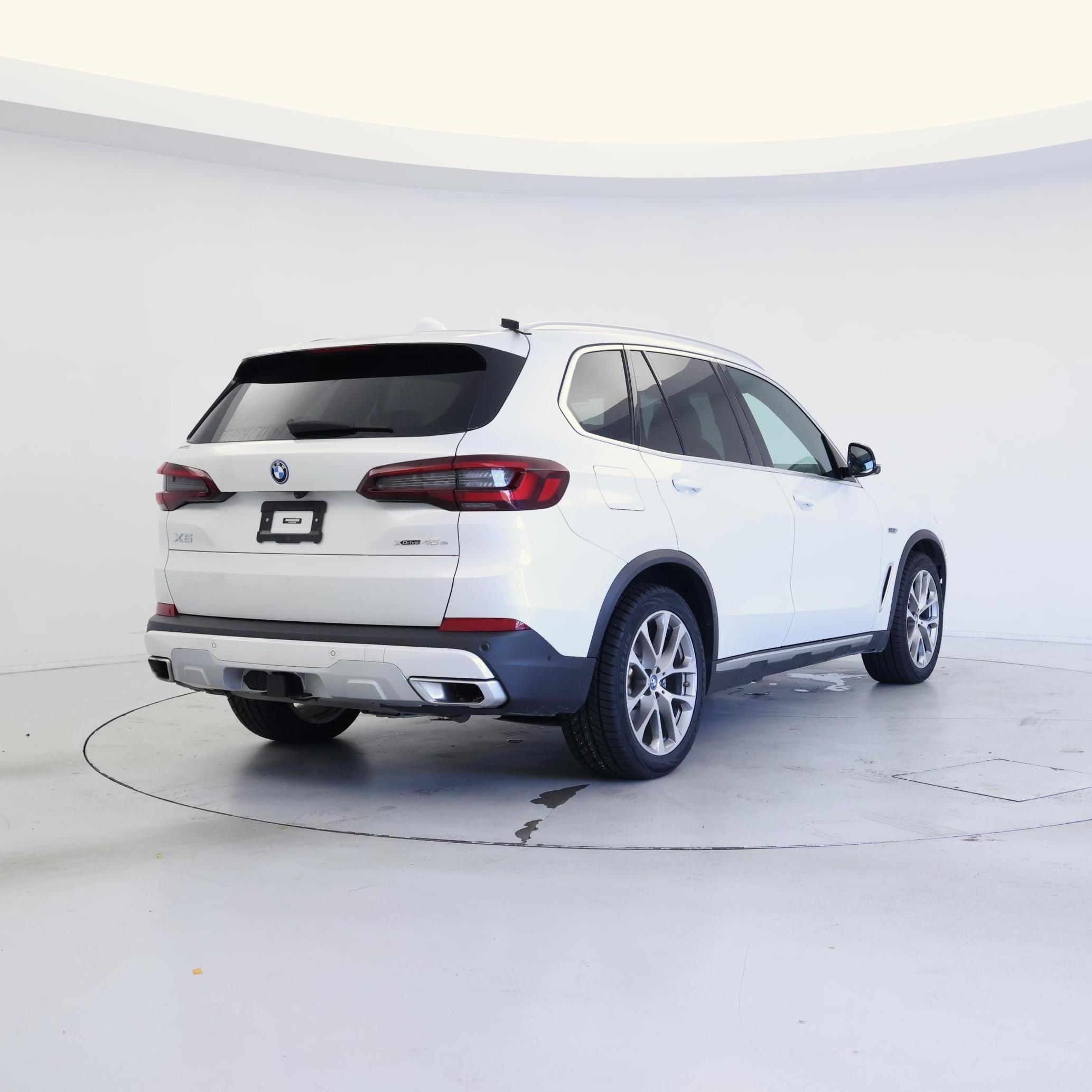 Thumbnail: 2023 BMW X5 - 8