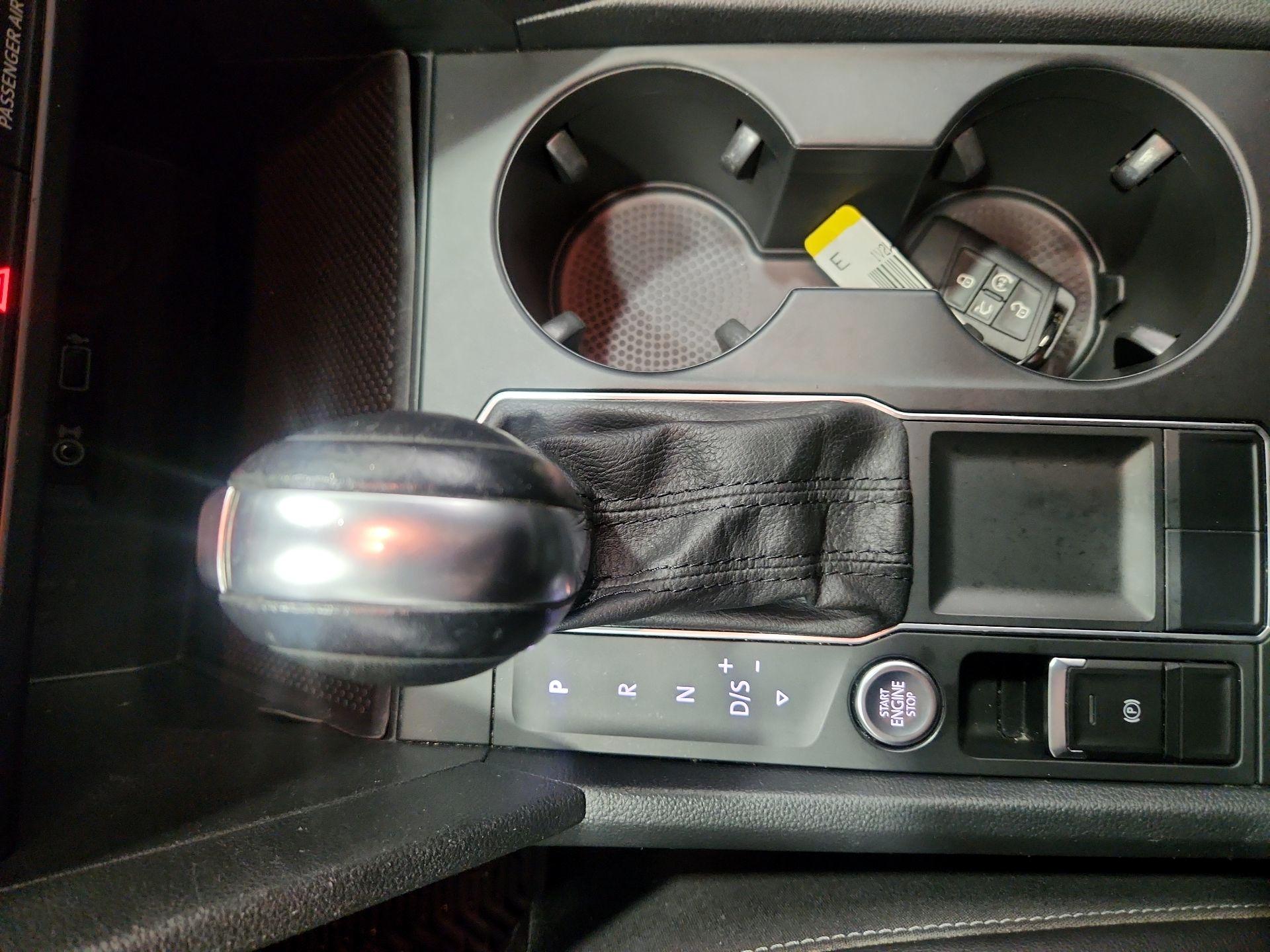 Thumbnail: 2019 Volkswagen Atlas - 17