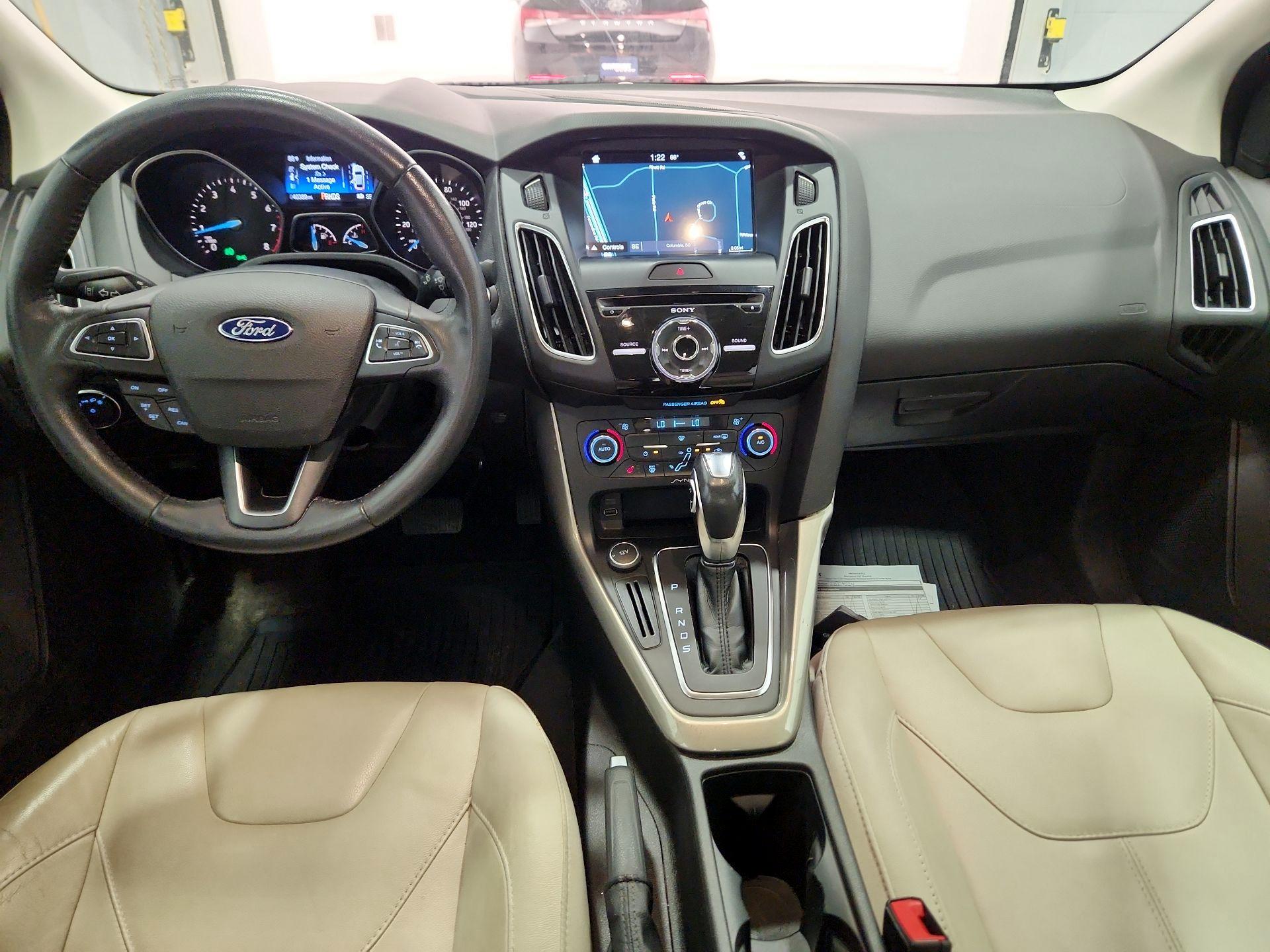 Thumbnail: 2016 Ford Focus - 9