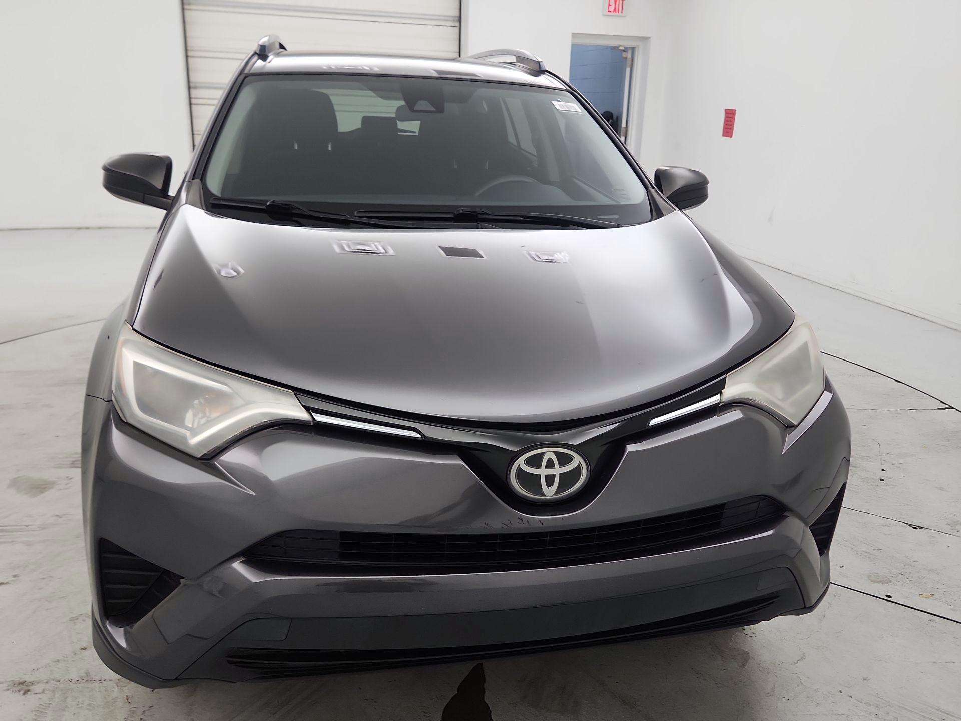 Thumbnail: 2017 Toyota RAV4 - 2