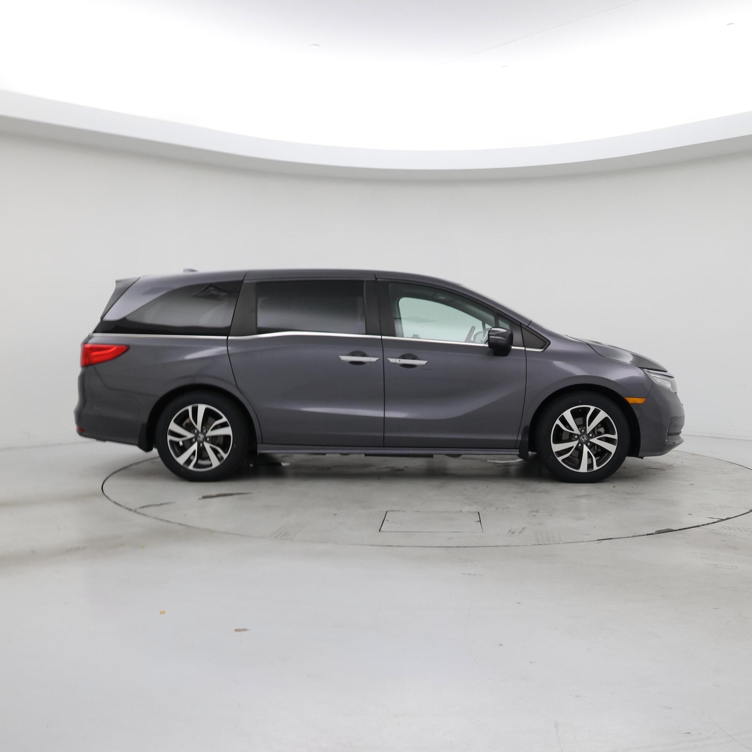 Thumbnail: 2021 Honda Odyssey - 7