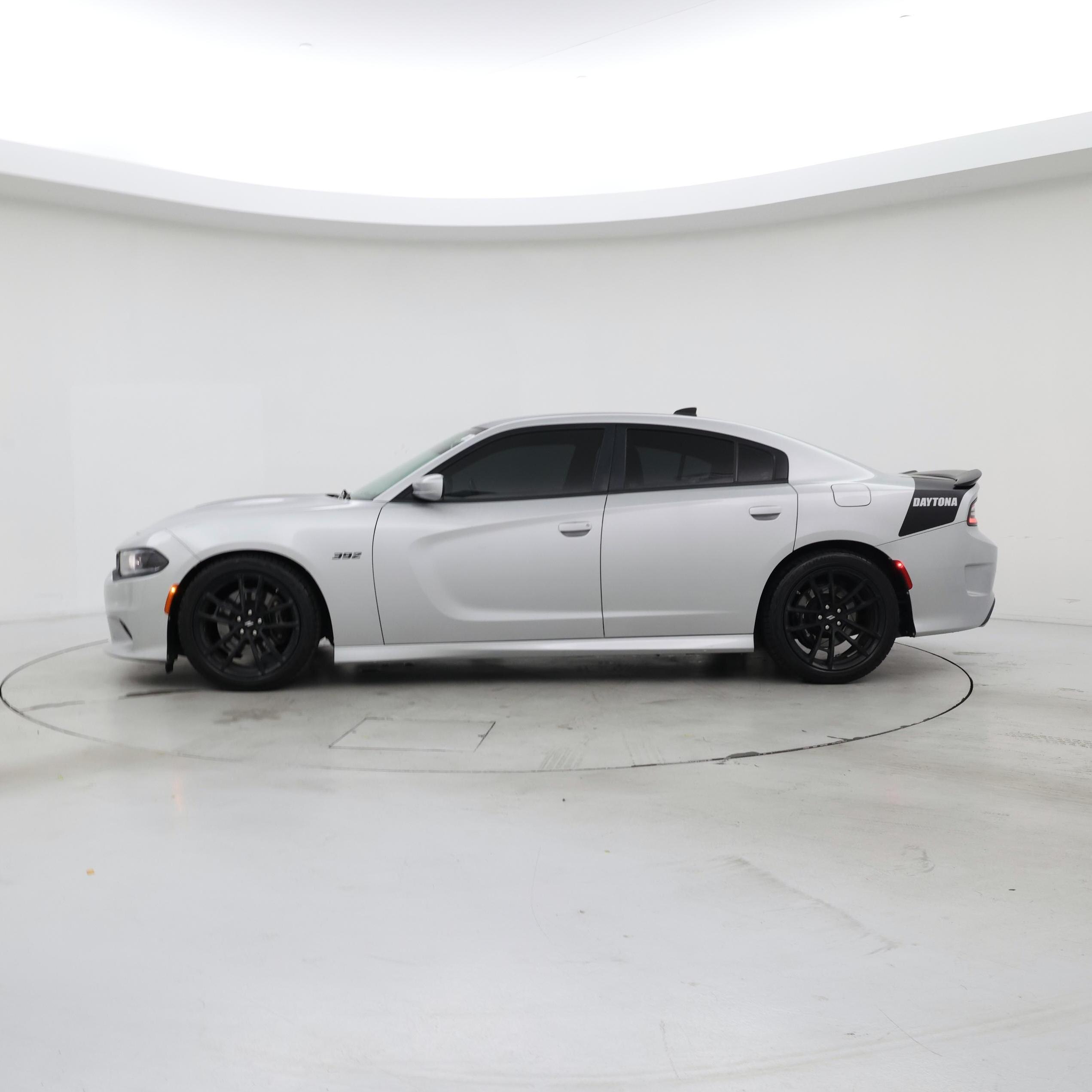 Thumbnail: 2020 Dodge Charger - 3