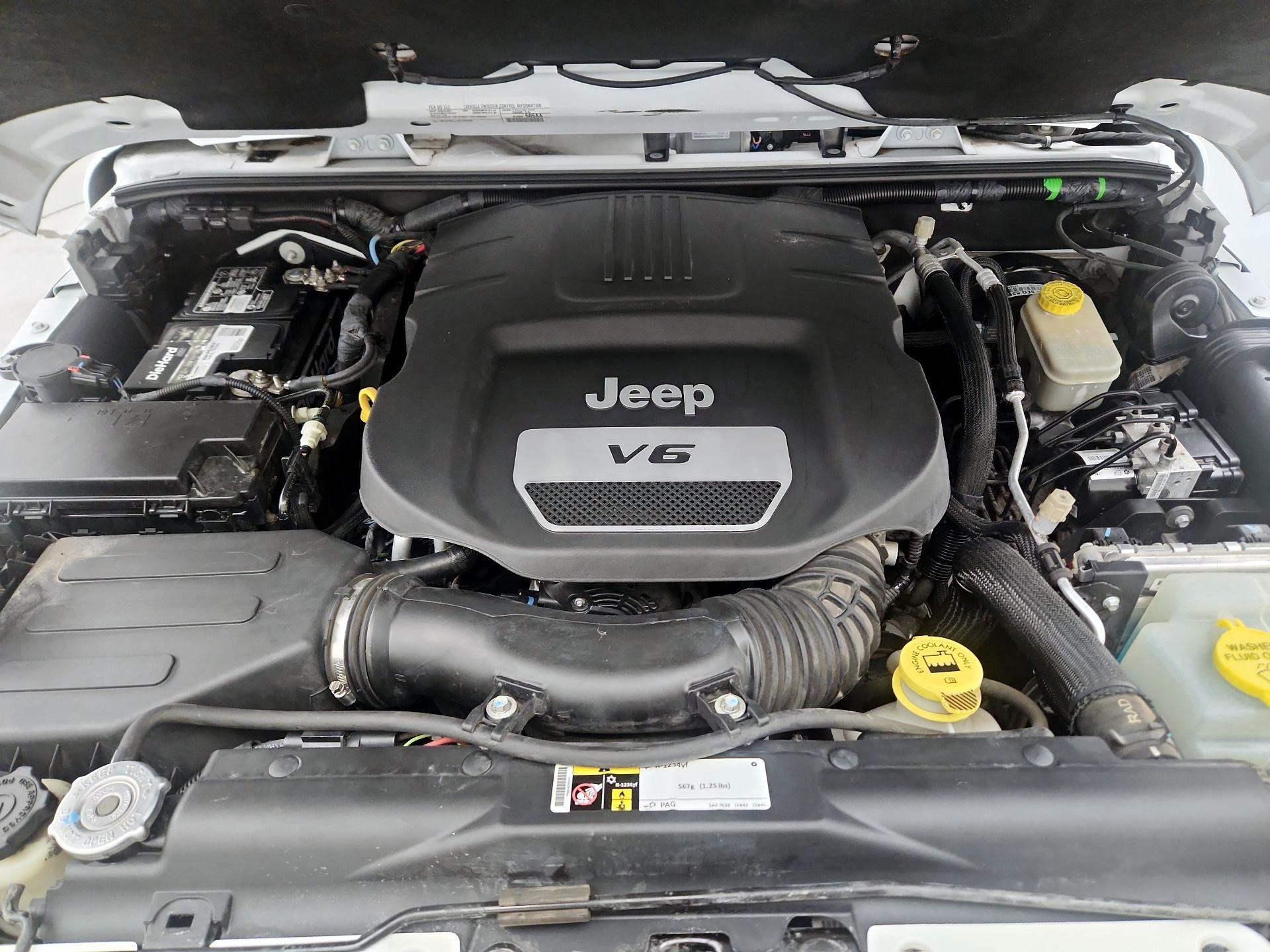 Thumbnail: 2016 Jeep Wrangler - 20