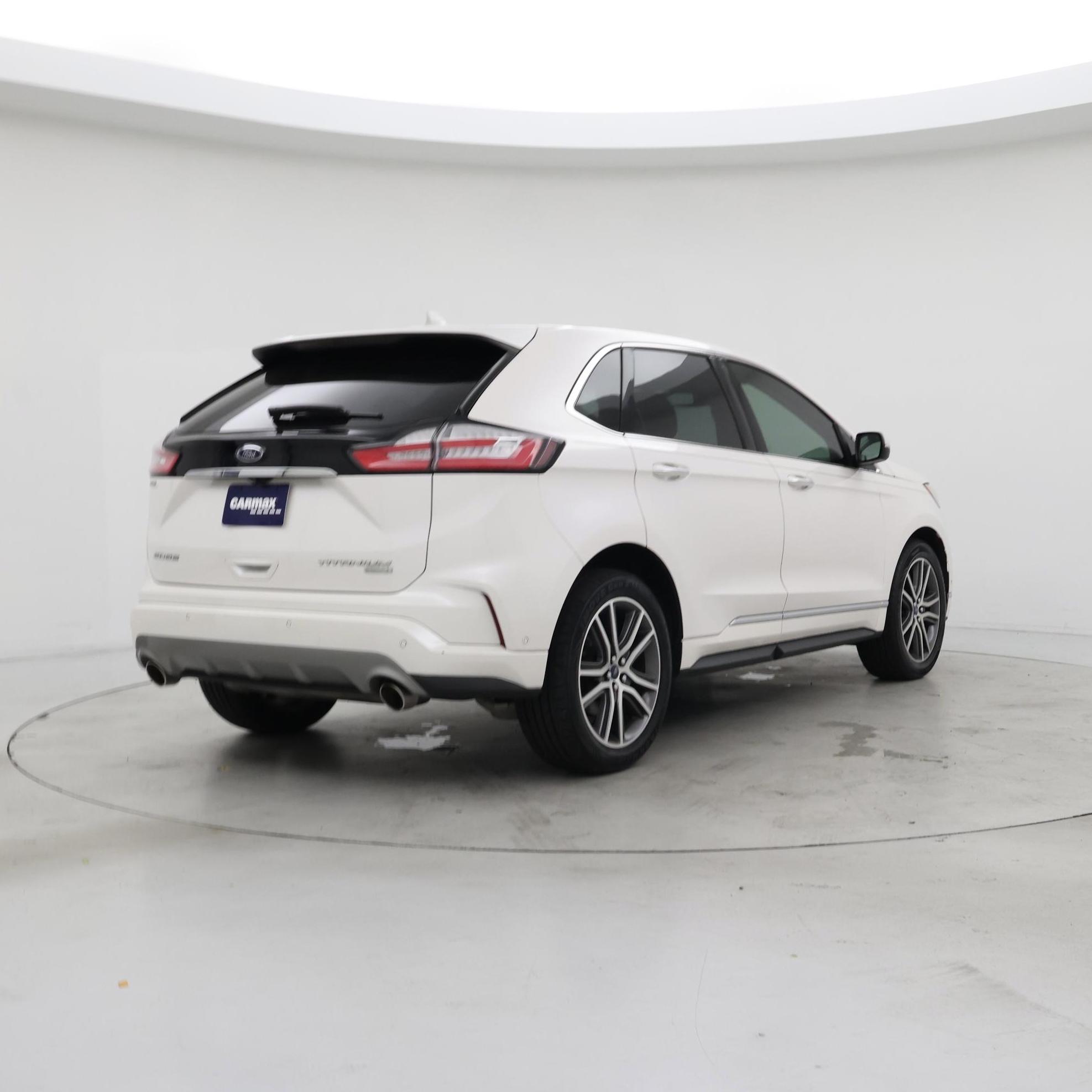 Thumbnail: 2019 Ford Edge - 8