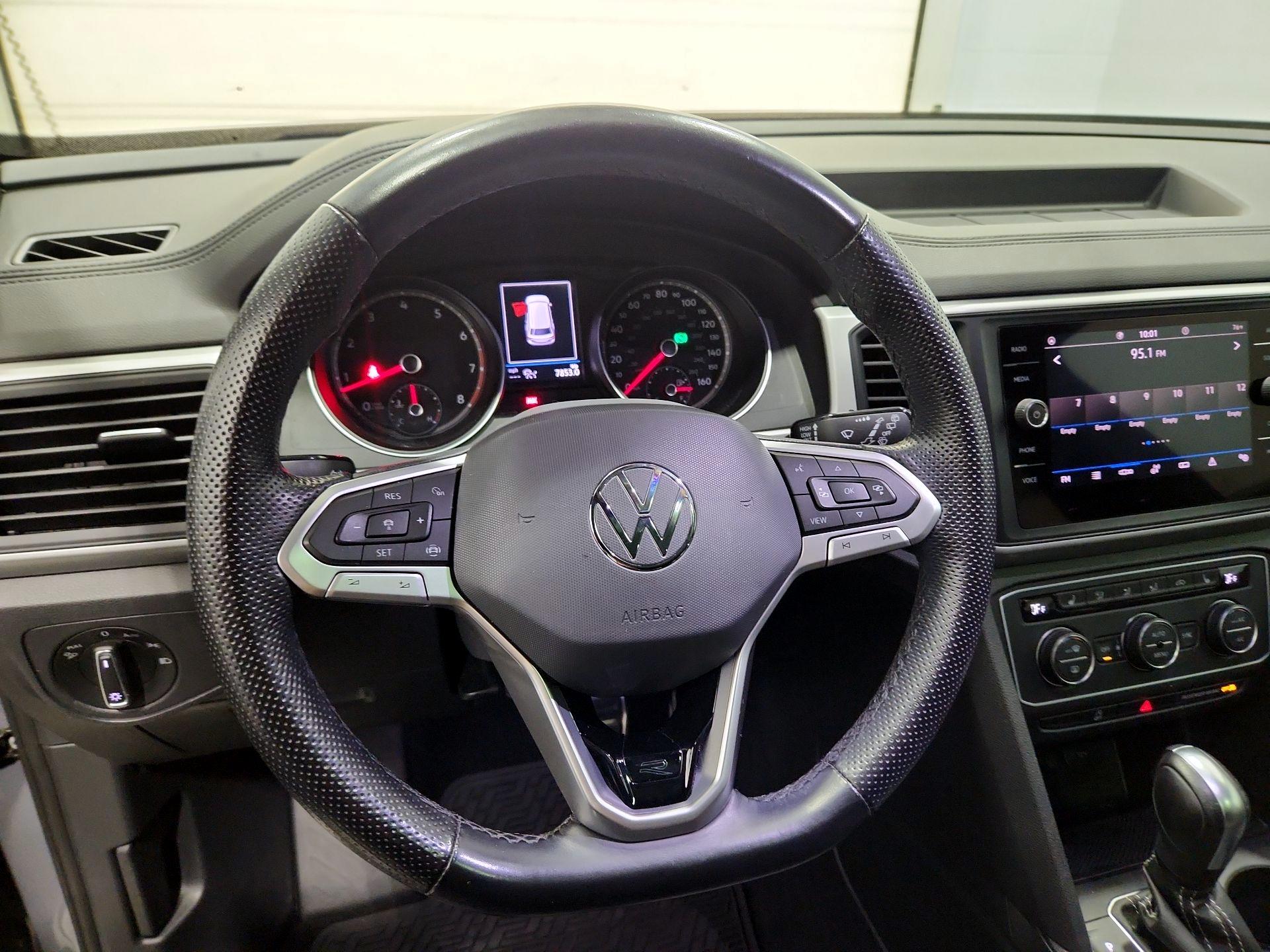 Thumbnail: 2021 Volkswagen Atlas - 10