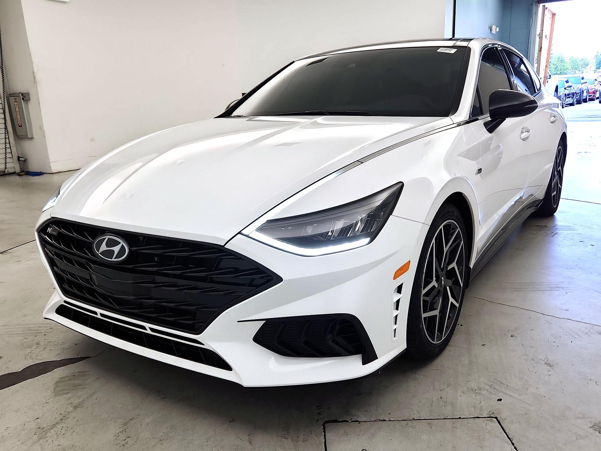Thumbnail: 2023 Hyundai Sonata - 3