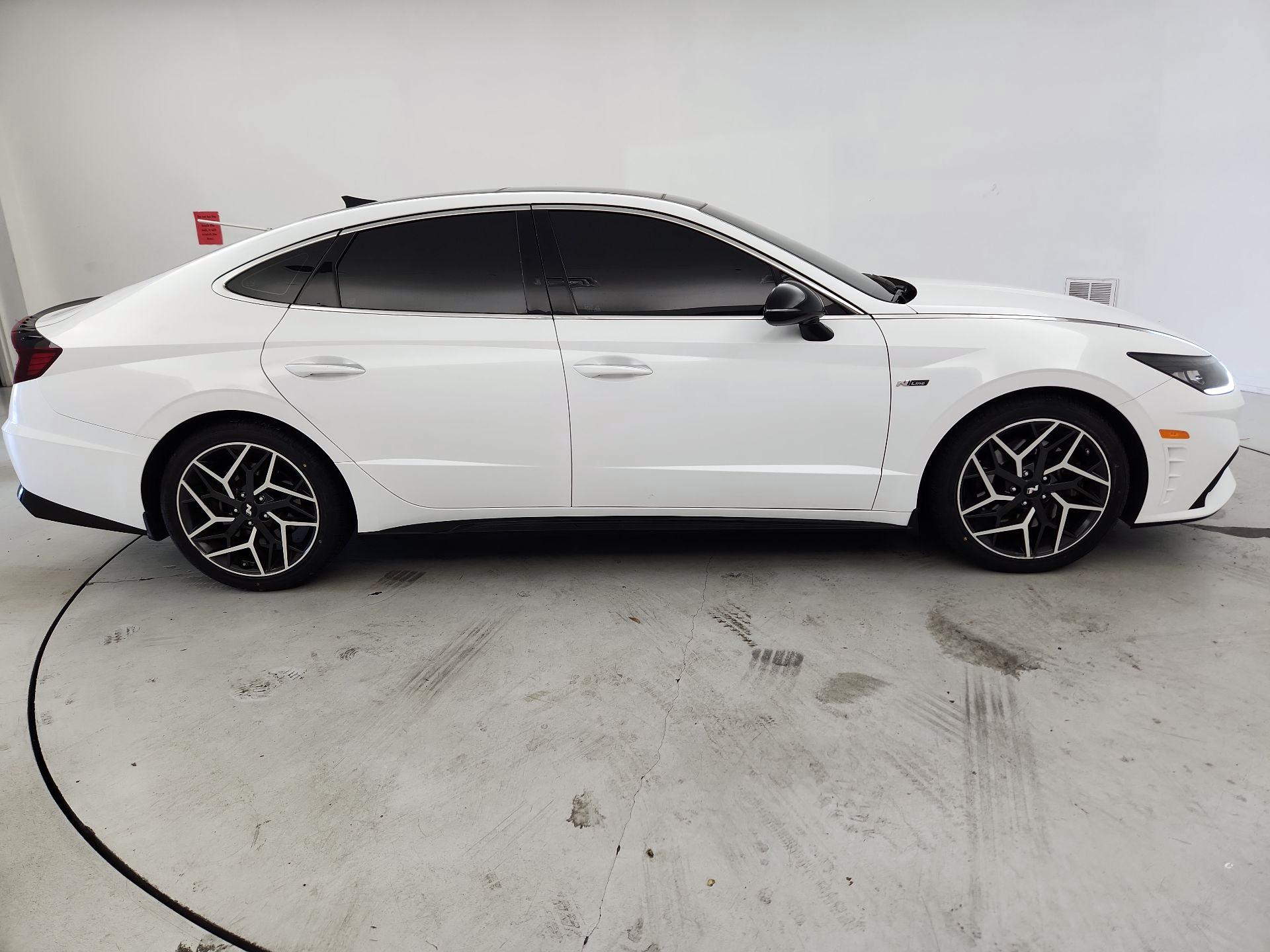 Thumbnail: 2023 Hyundai Sonata - 4