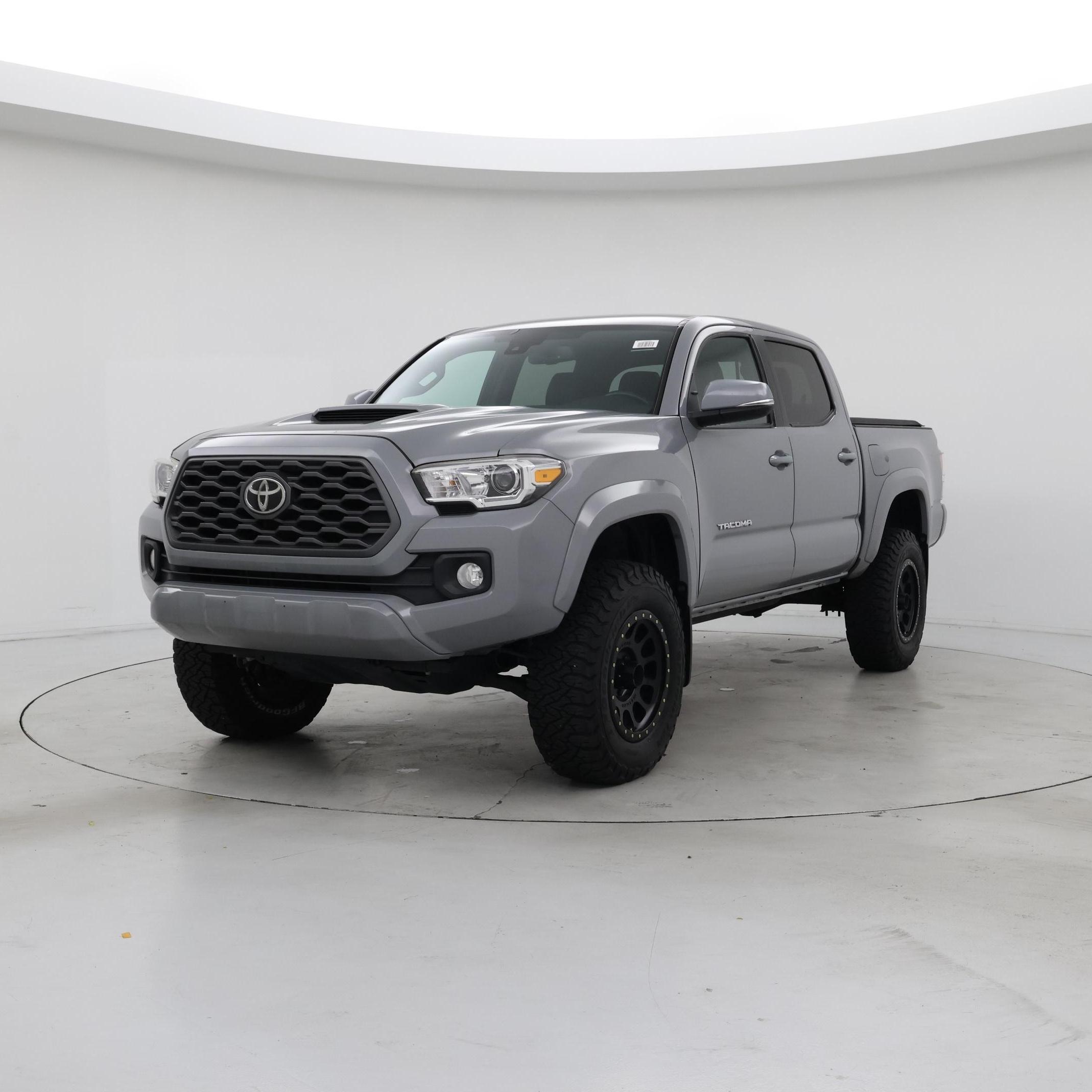 Thumbnail: 2020 Toyota Tacoma - 4