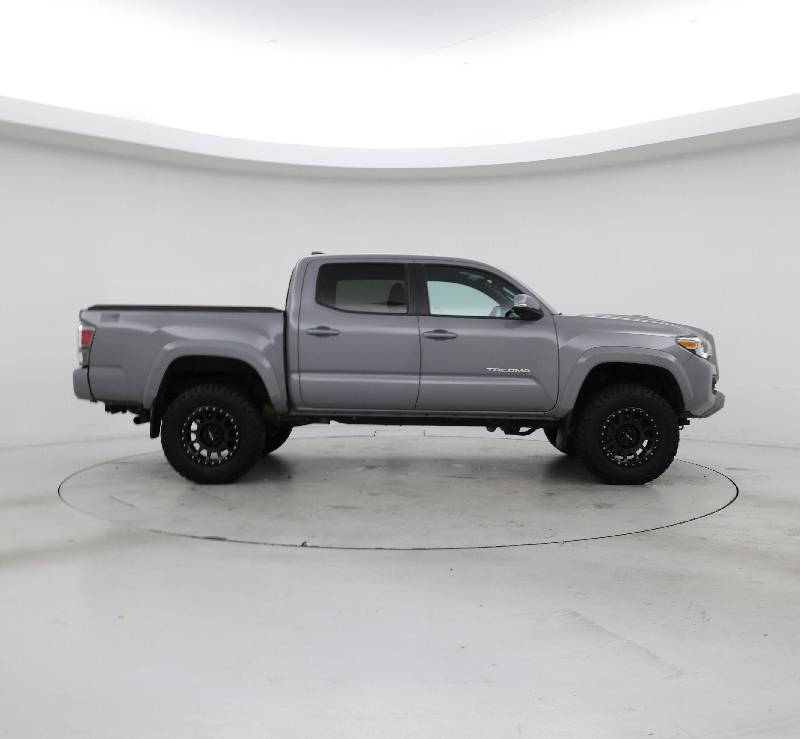 Thumbnail: 2020 Toyota Tacoma - 7