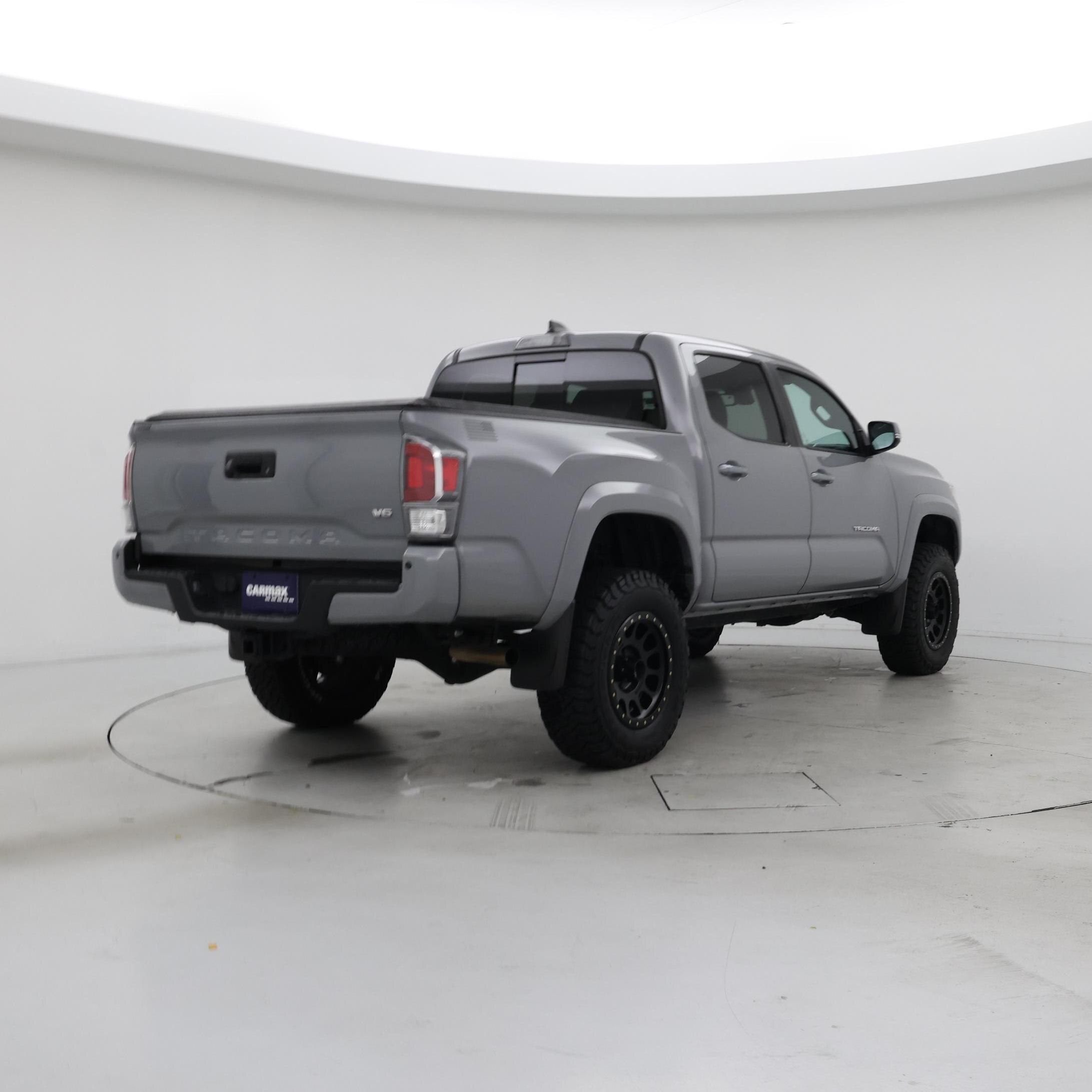 Thumbnail: 2020 Toyota Tacoma - 8